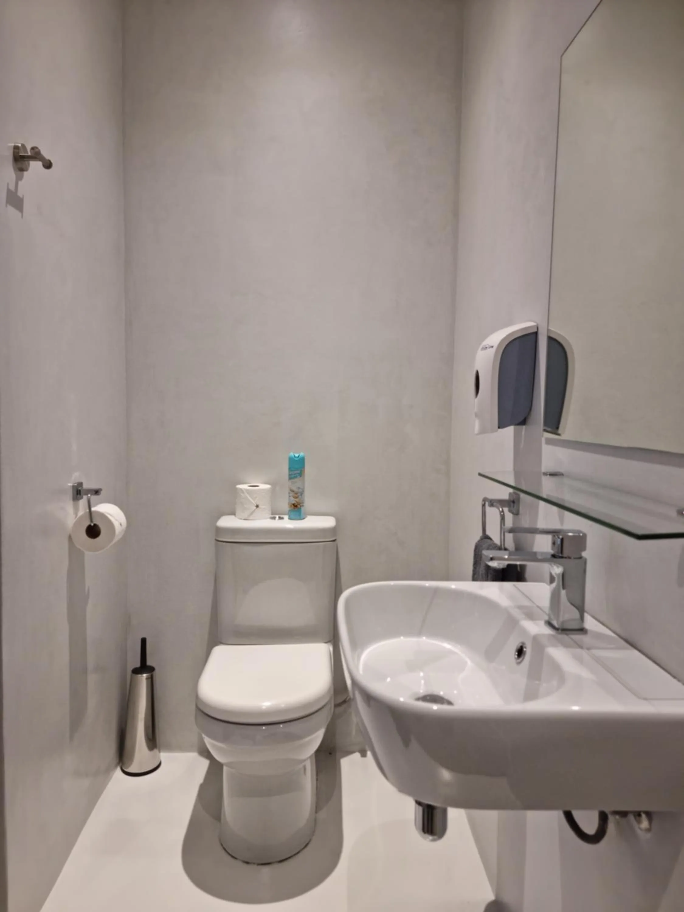 Bathroom in Balmoral Lodge