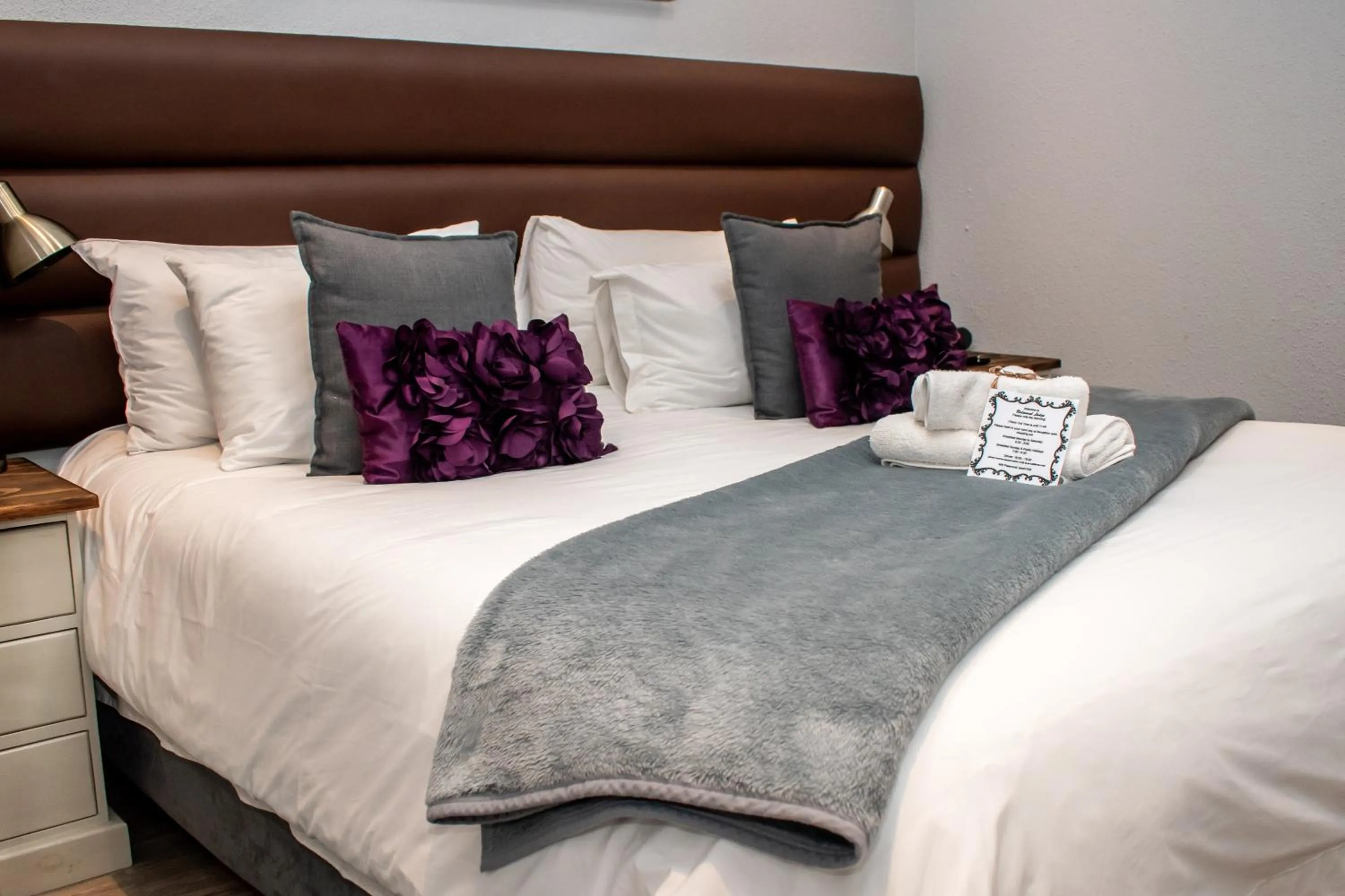 Coffee/tea facilities, Bed in Balmoral Lodge