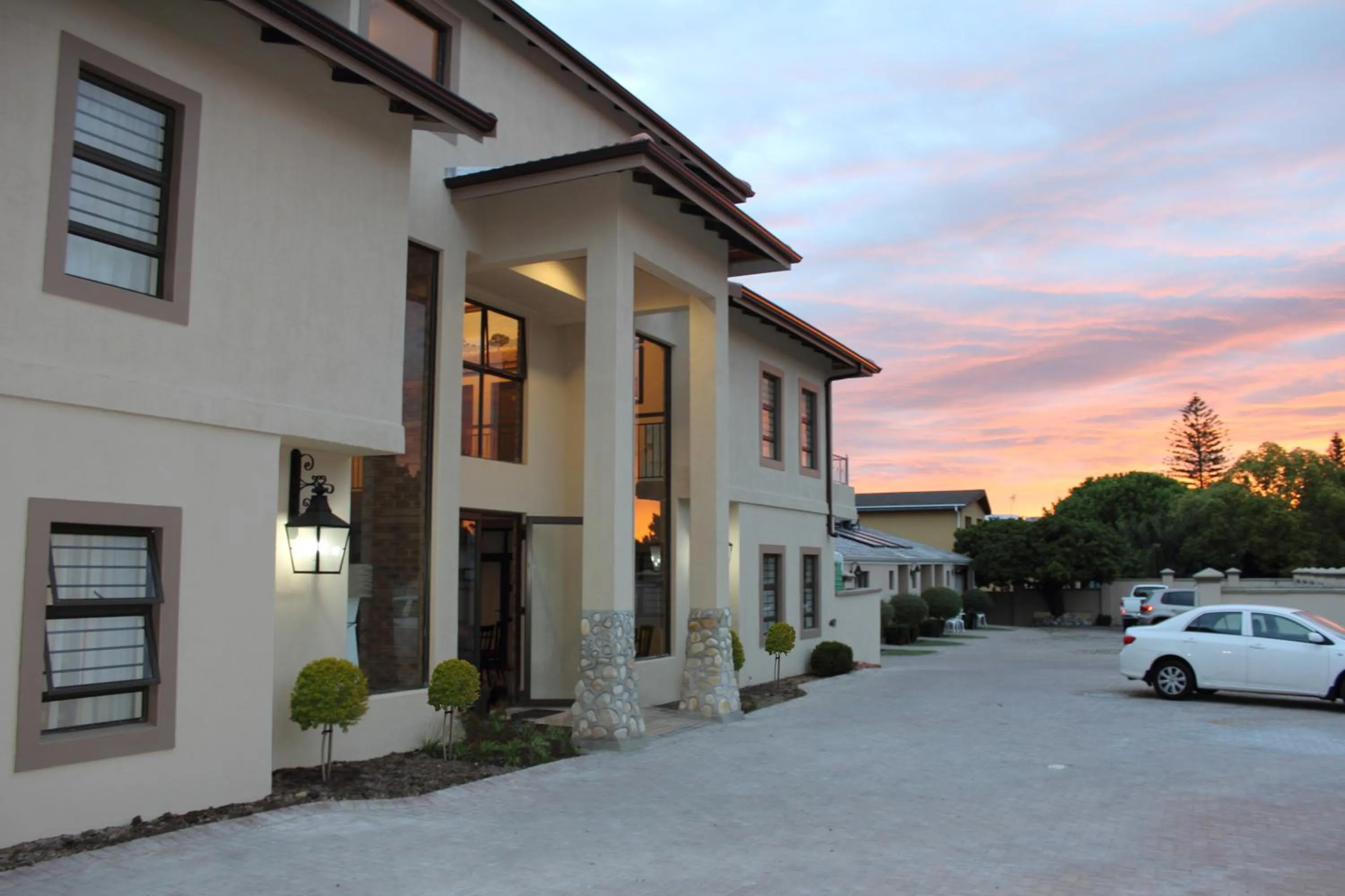 Property building in Balmoral Lodge