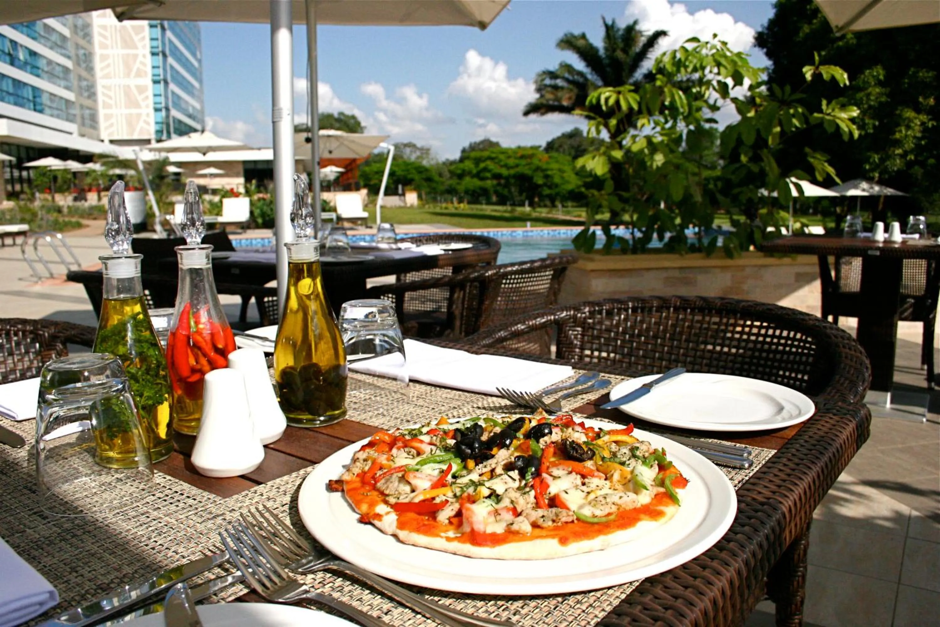 Food and drinks in Mount Meru Hotel