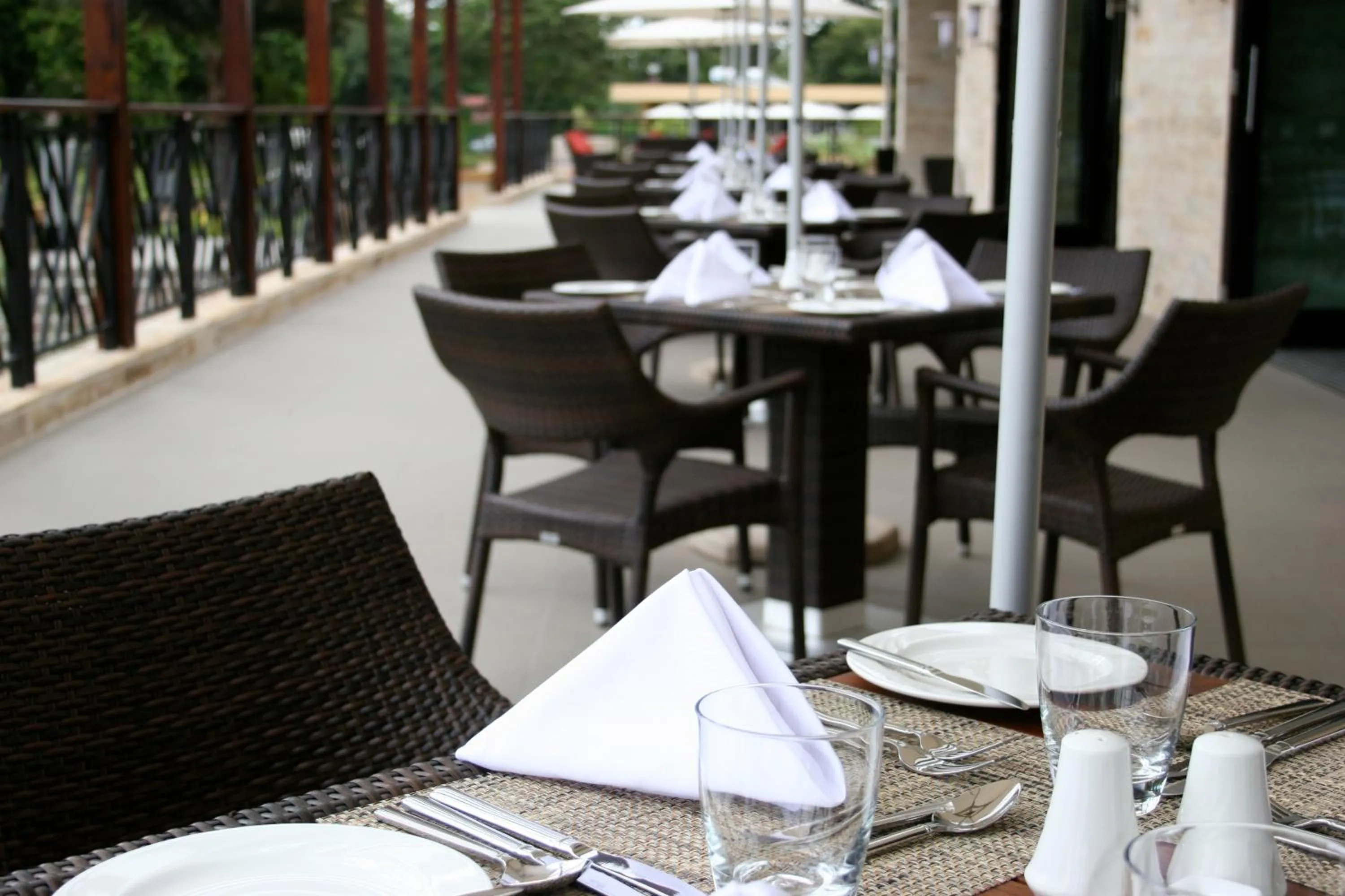 Restaurant/places to eat in Mount Meru Hotel