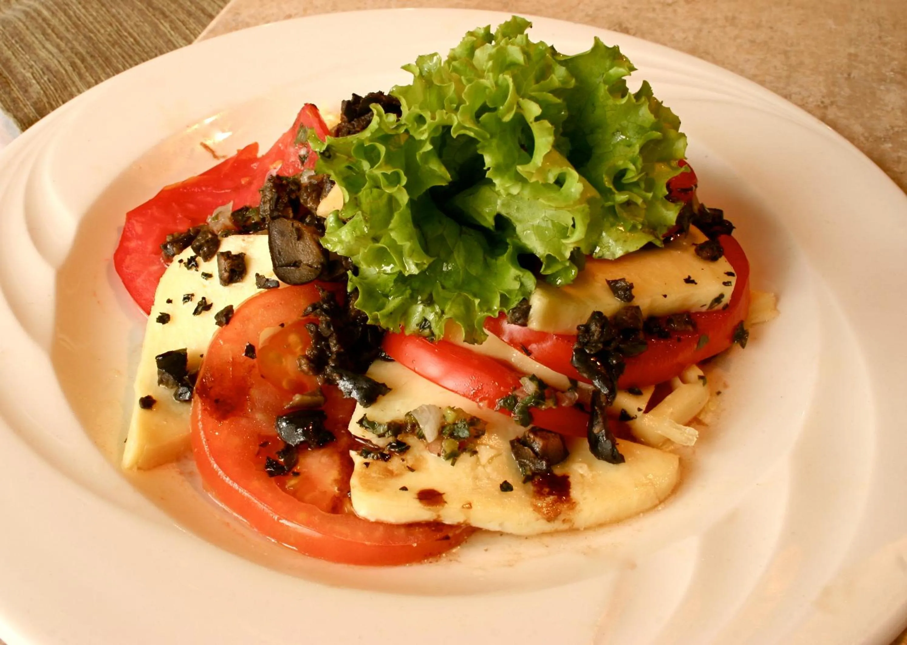 Food and drinks in Mount Meru Hotel