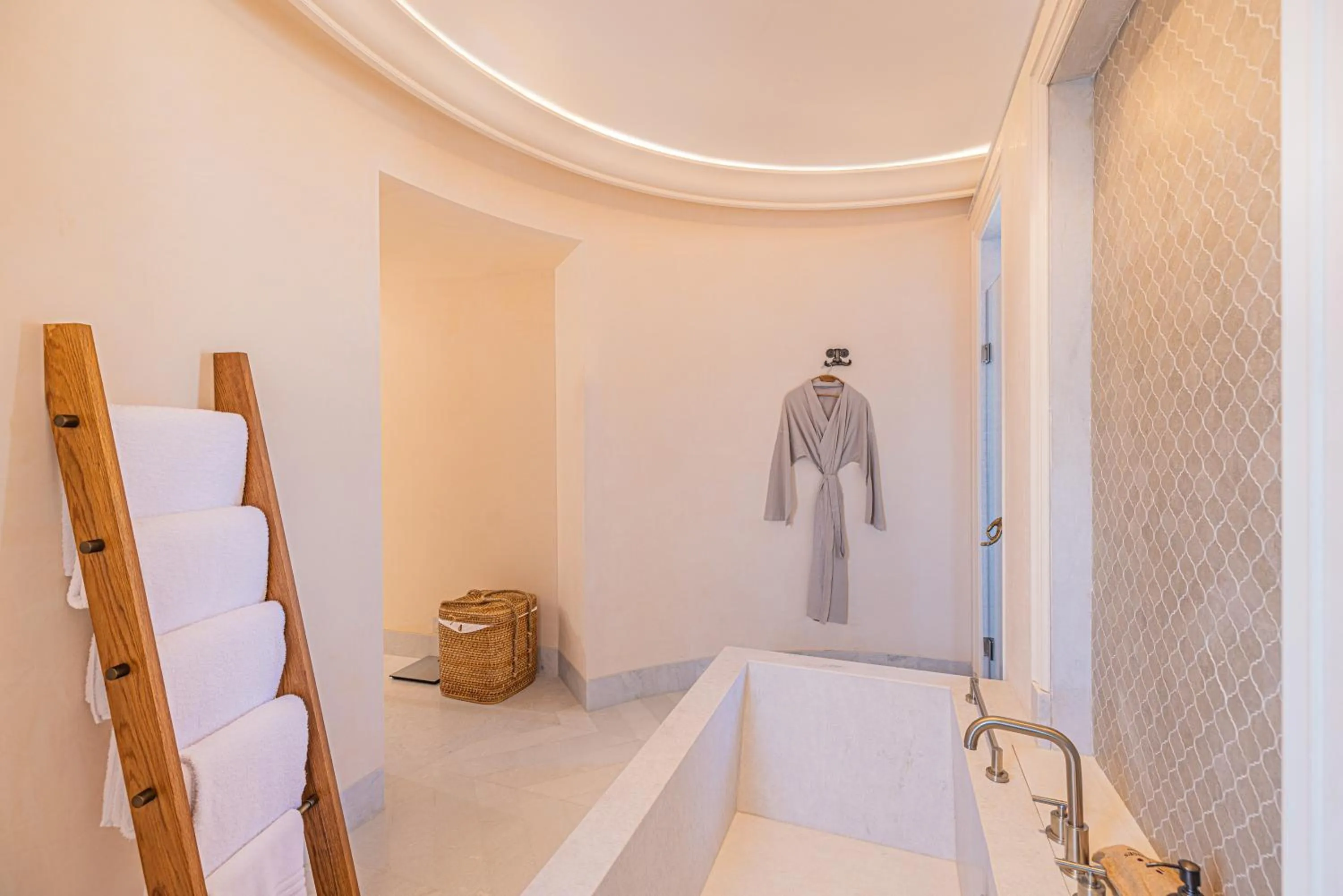 Bathroom in Six Senses Fort Barwara Sawai Madhopur