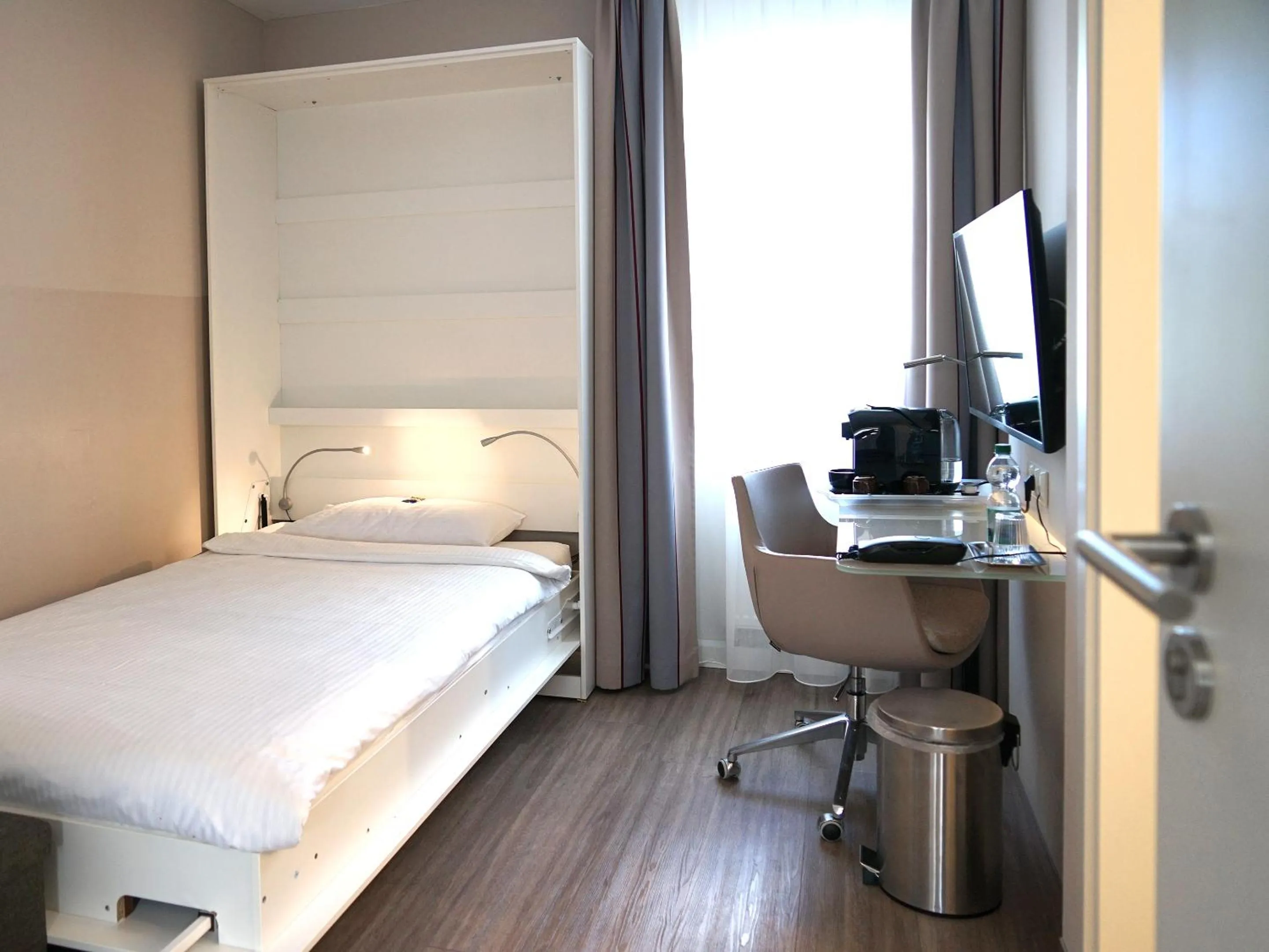Bed in Hotel Bonn City