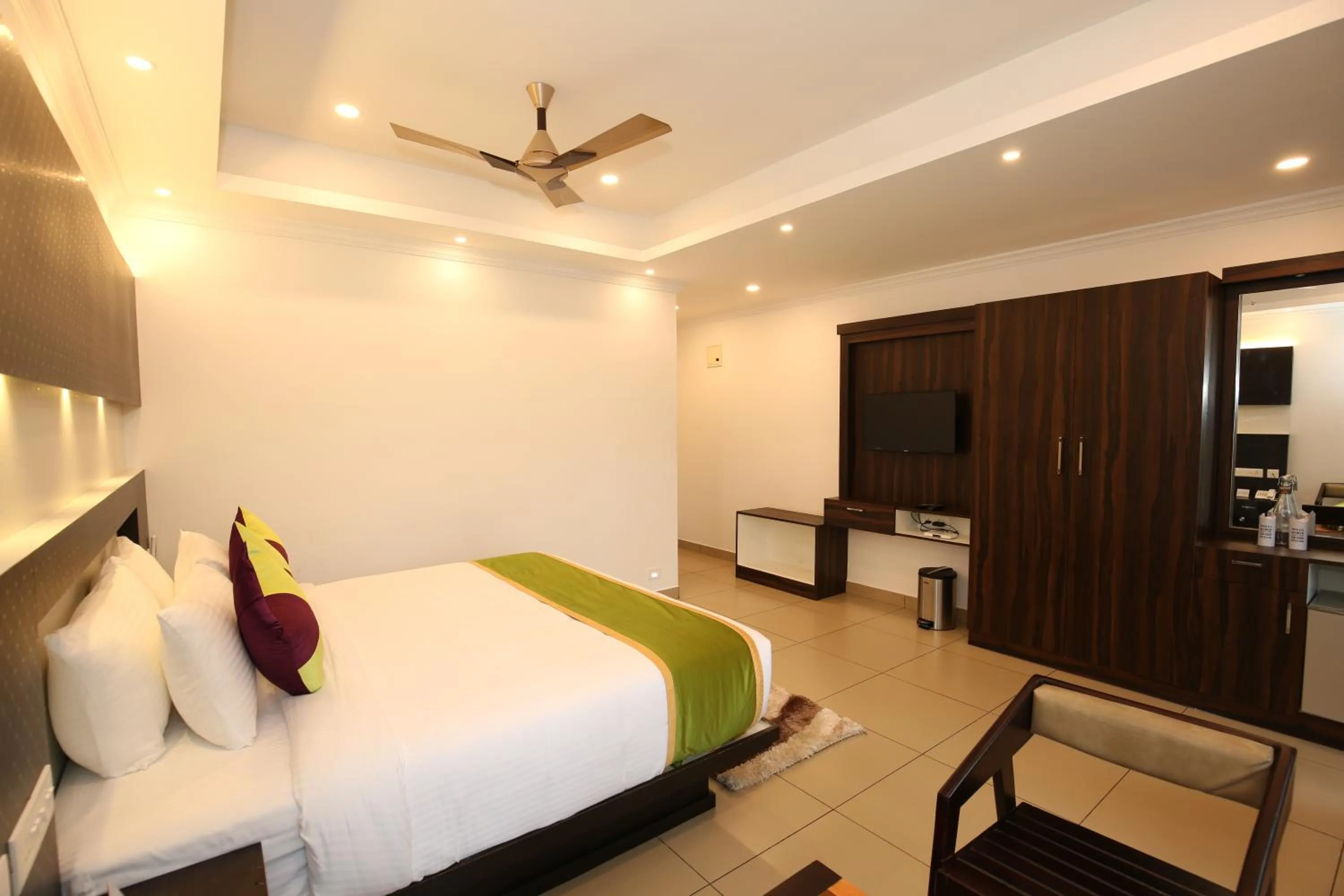 Property building, Bed in AMUSE VISTA RESORTS AND SPA