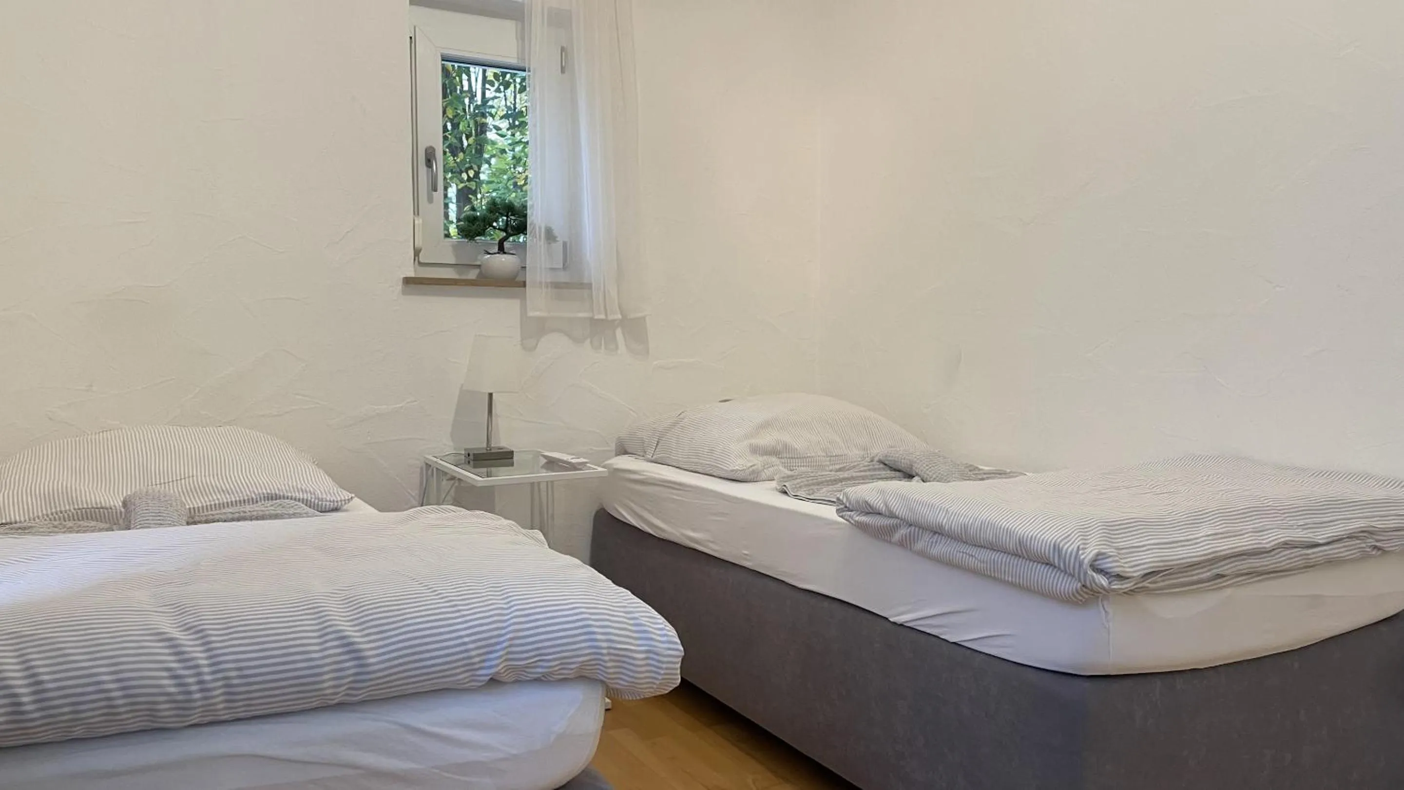 Bedroom, Bed in Fewo Reutlingen Heinestrasse