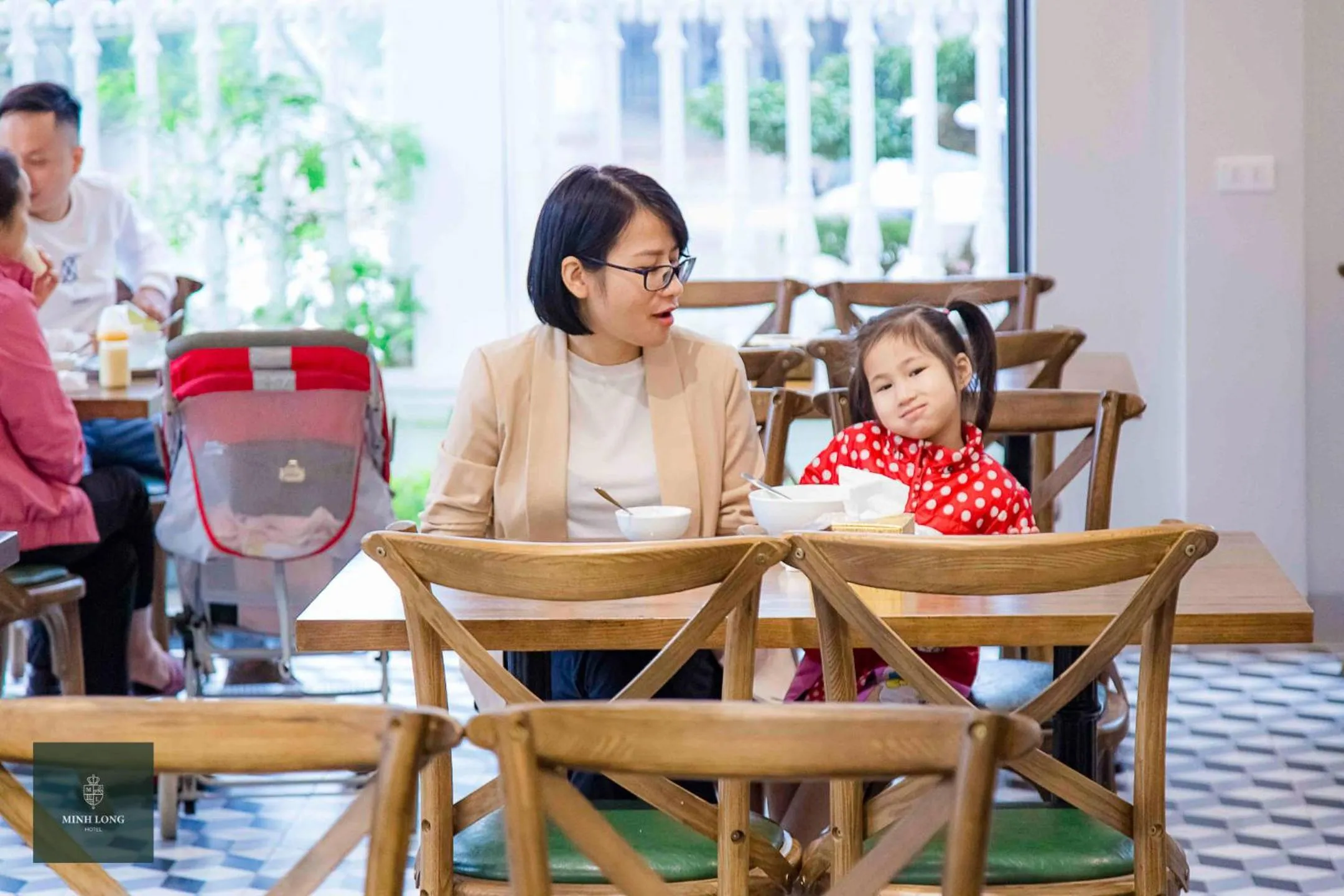 Restaurant/places to eat in Minh Long Hotel