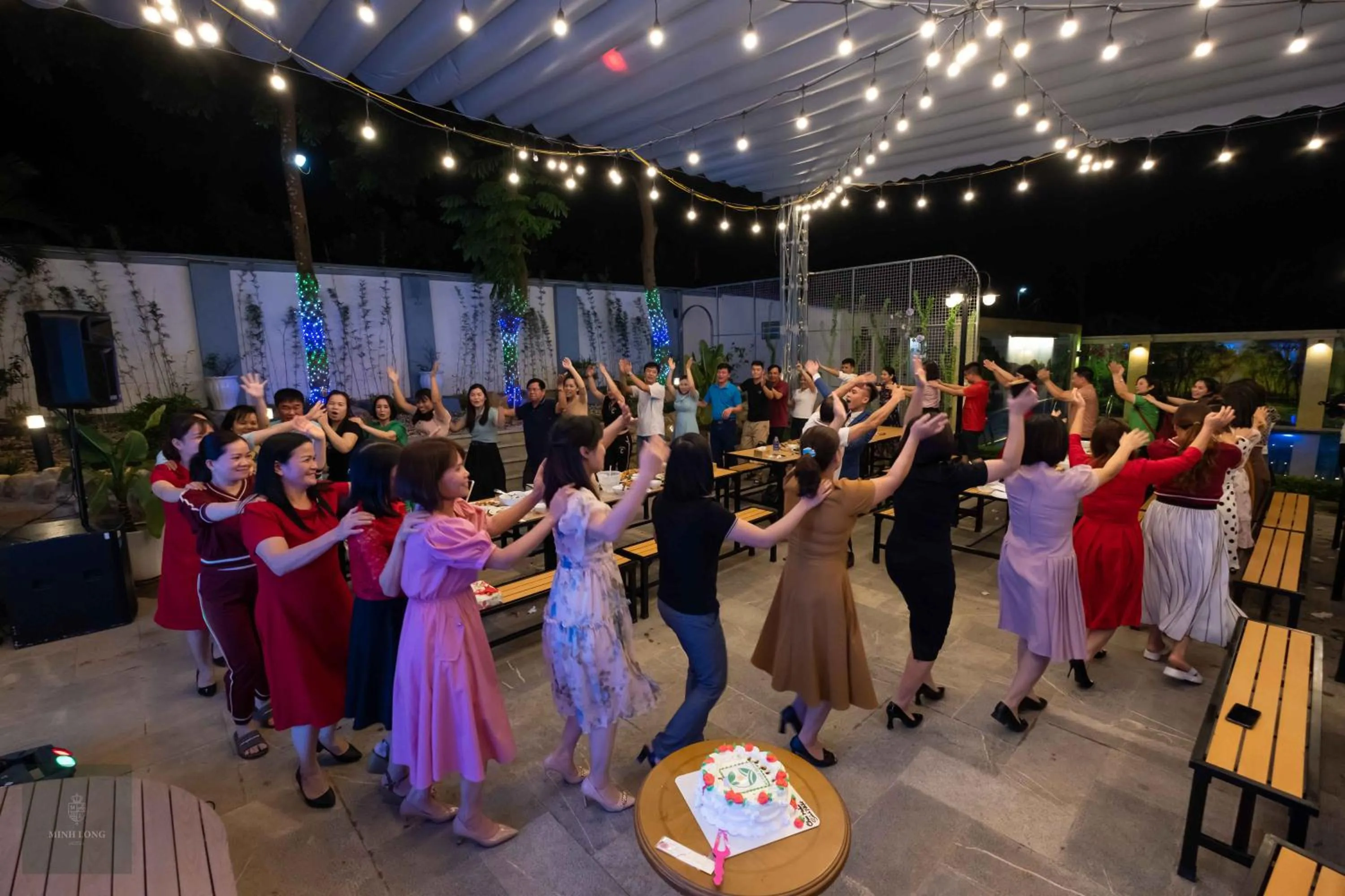 BBQ facilities in Minh Long Hotel