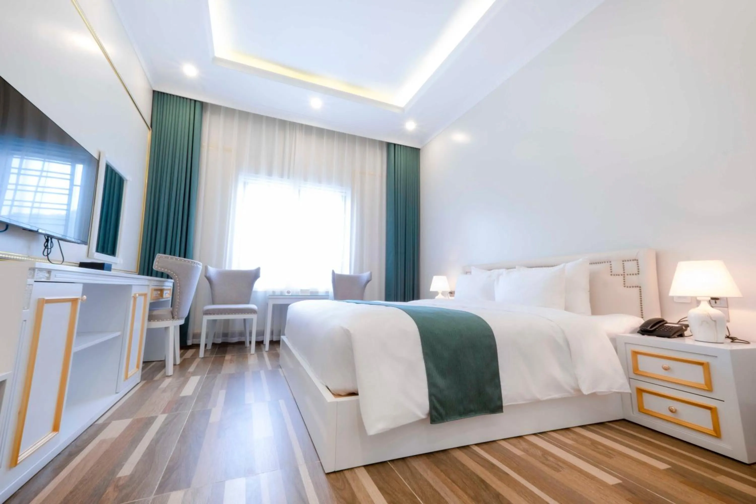 Bed in Minh Long Hotel