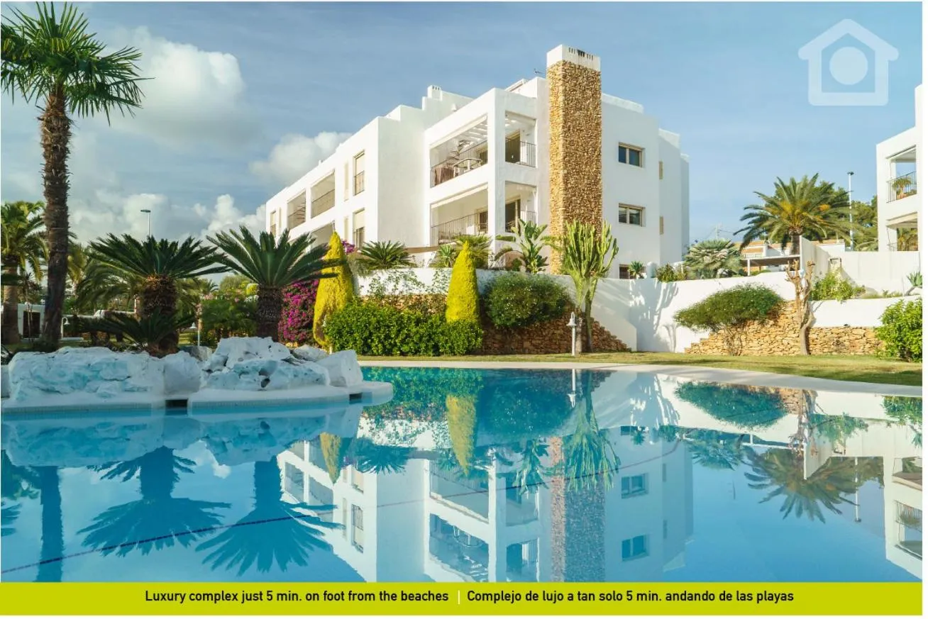 Swimming pool in Solhabitat Moraira Club Island