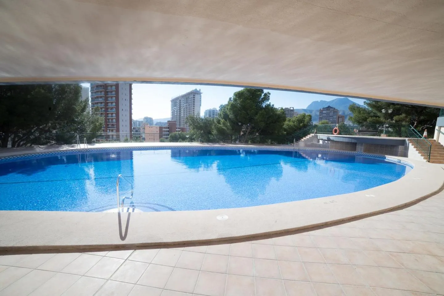 Swimming pool in Apartamento Coblanca