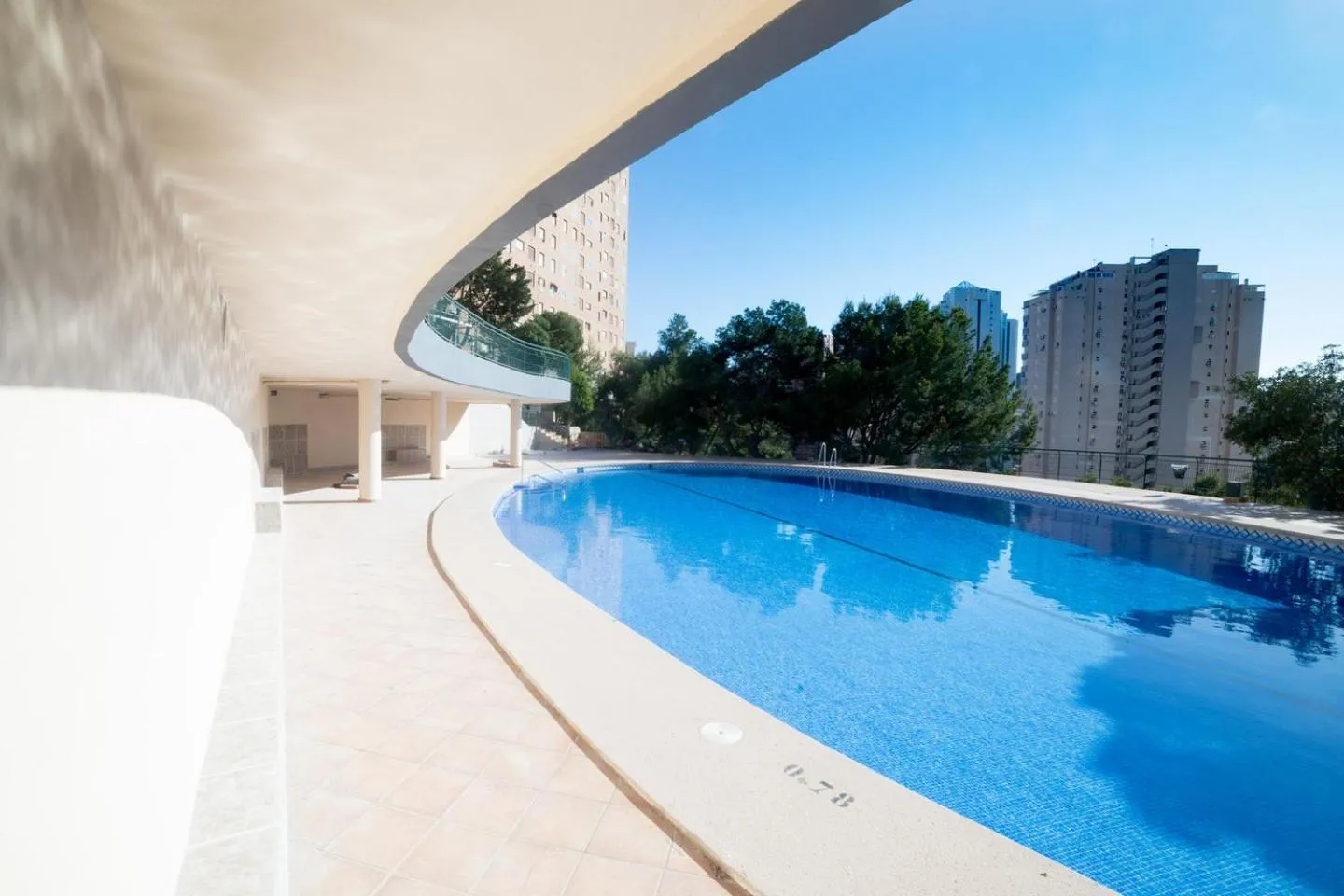 Swimming pool in Apartamento Coblanca