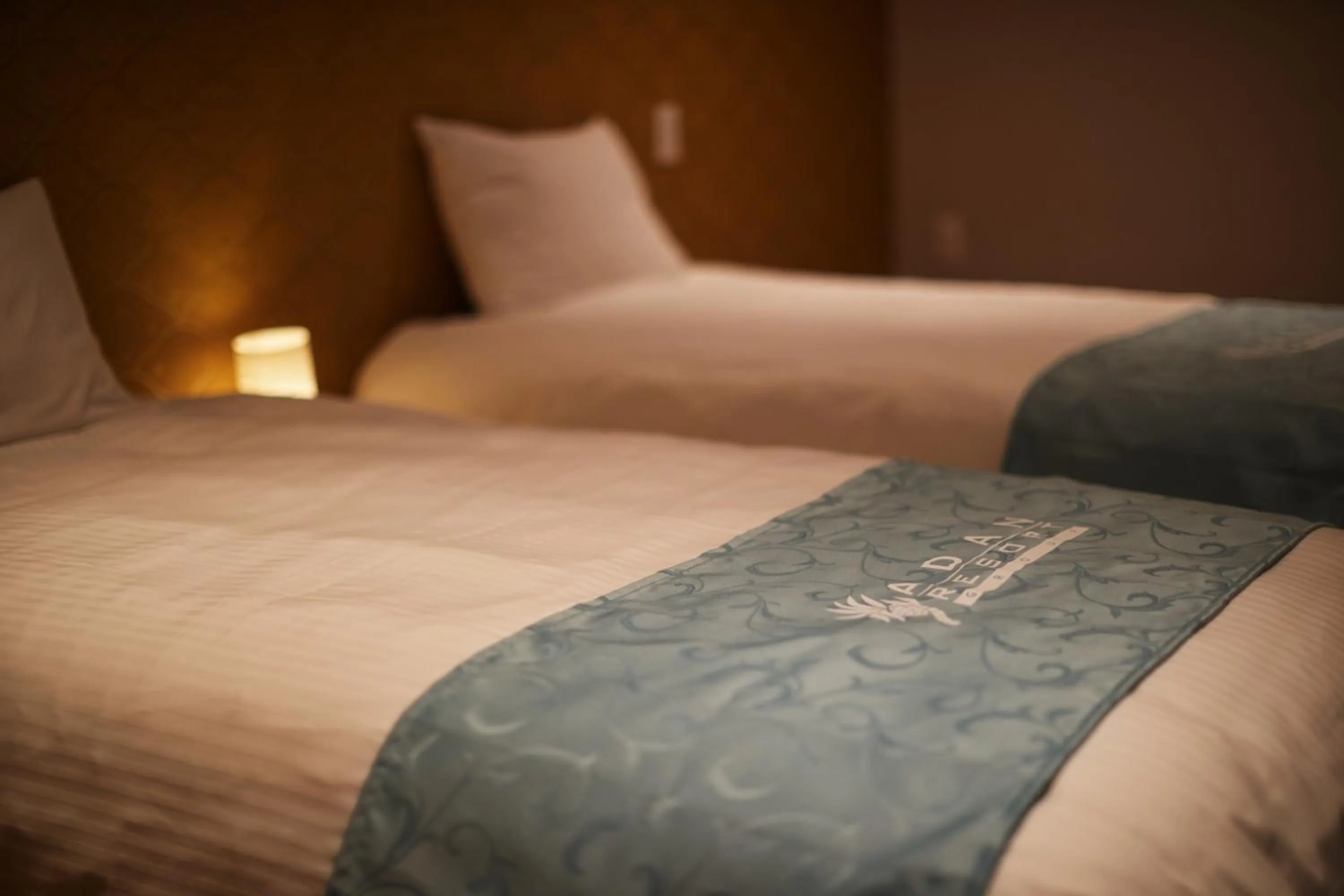 Bed in ADAN RESORT 灯 - Lamp -