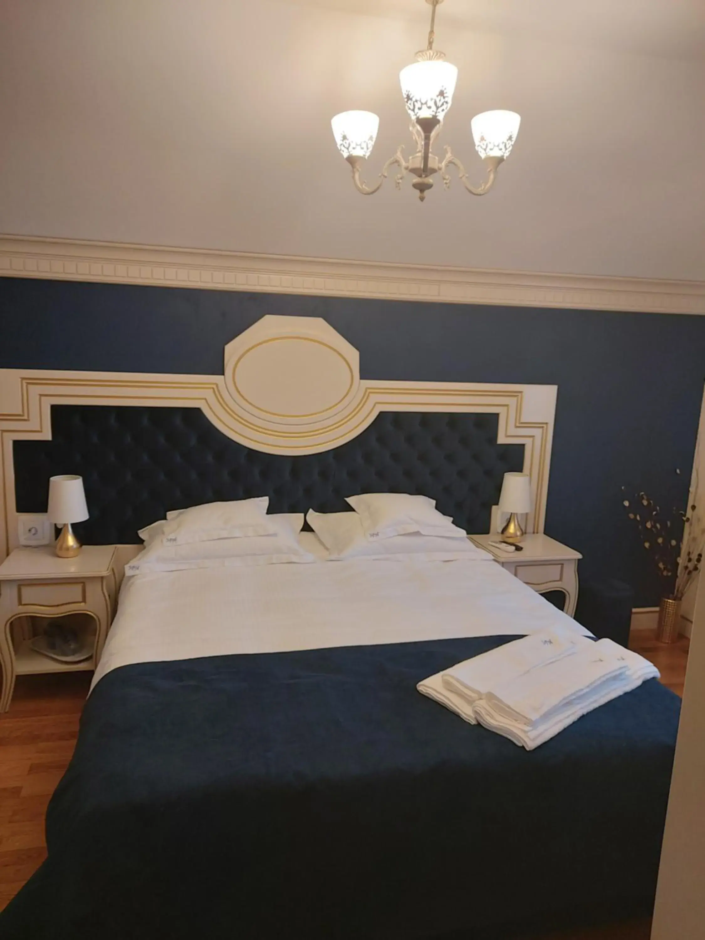 Deluxe Double Room with Bath - single occupancy in Sky Park Home Deluxe Double Room with Bath - single occupancy in Sky Park Home