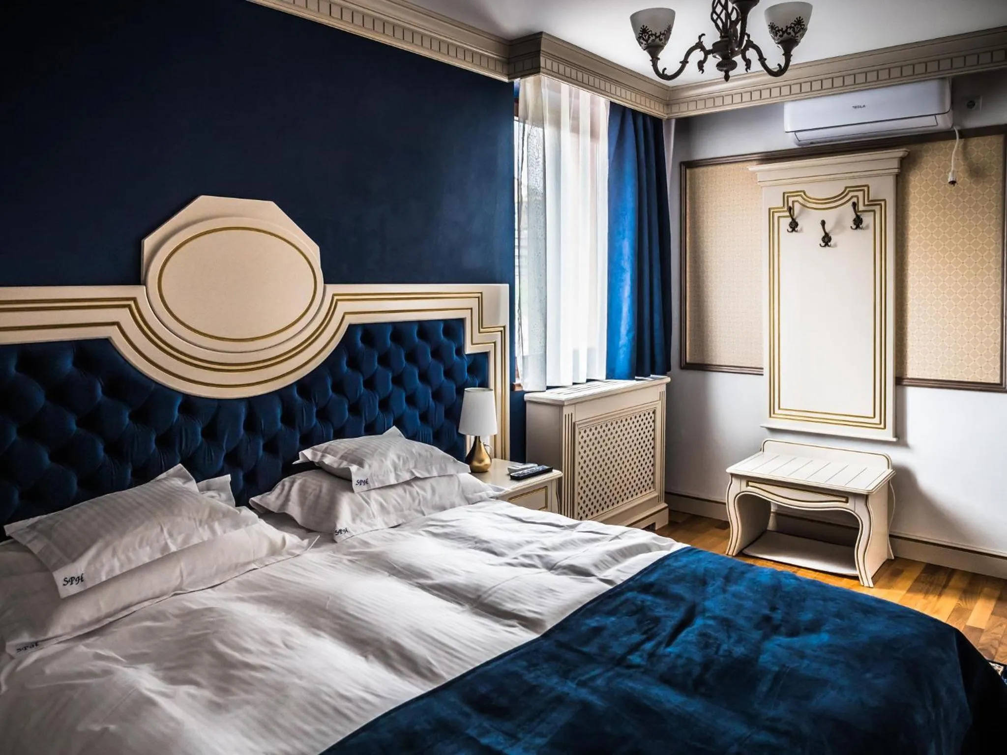 Bedroom, Bed in Sky Park Home