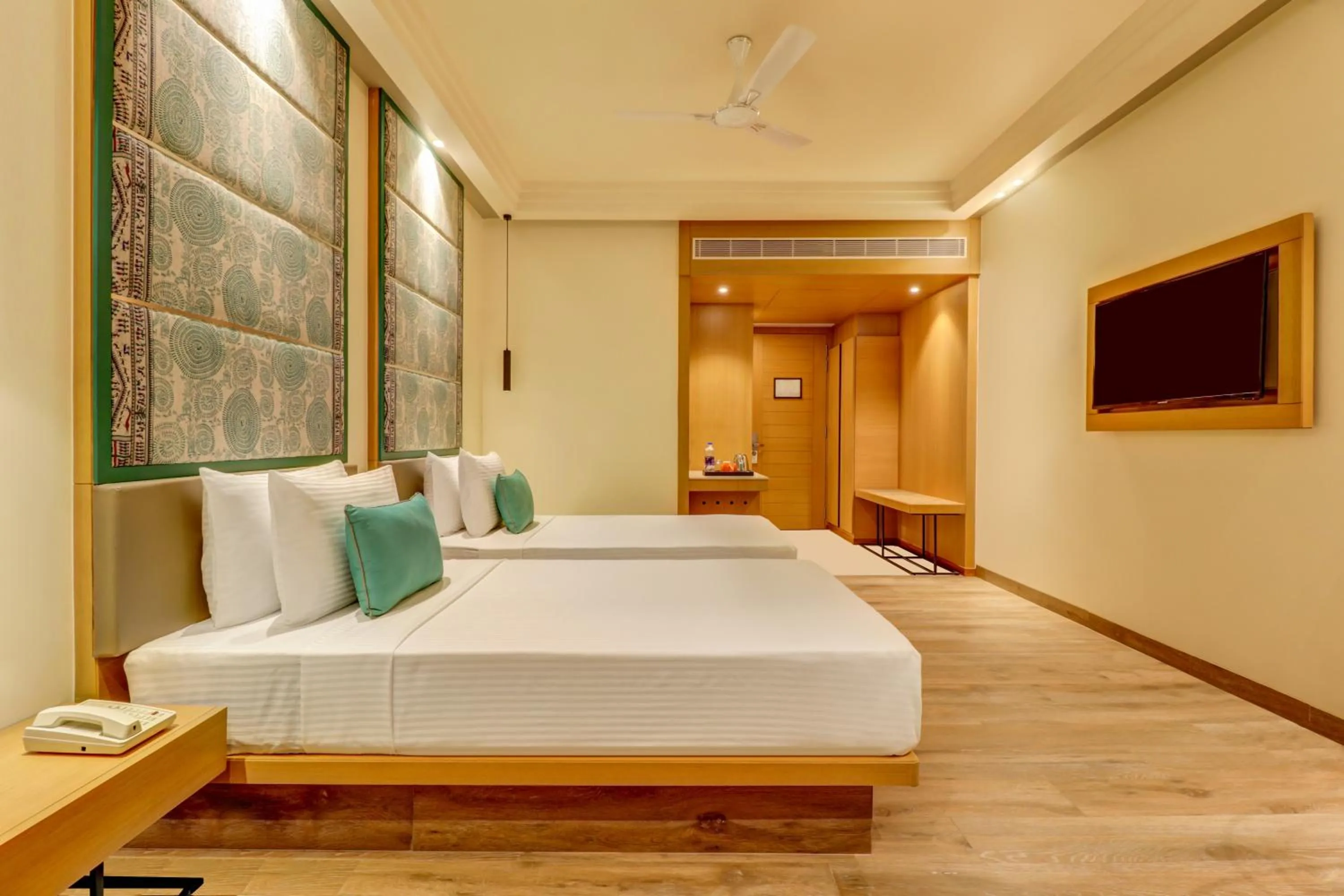 Bedroom, Bed in Lemon Tree Premier, Bhubaneswar