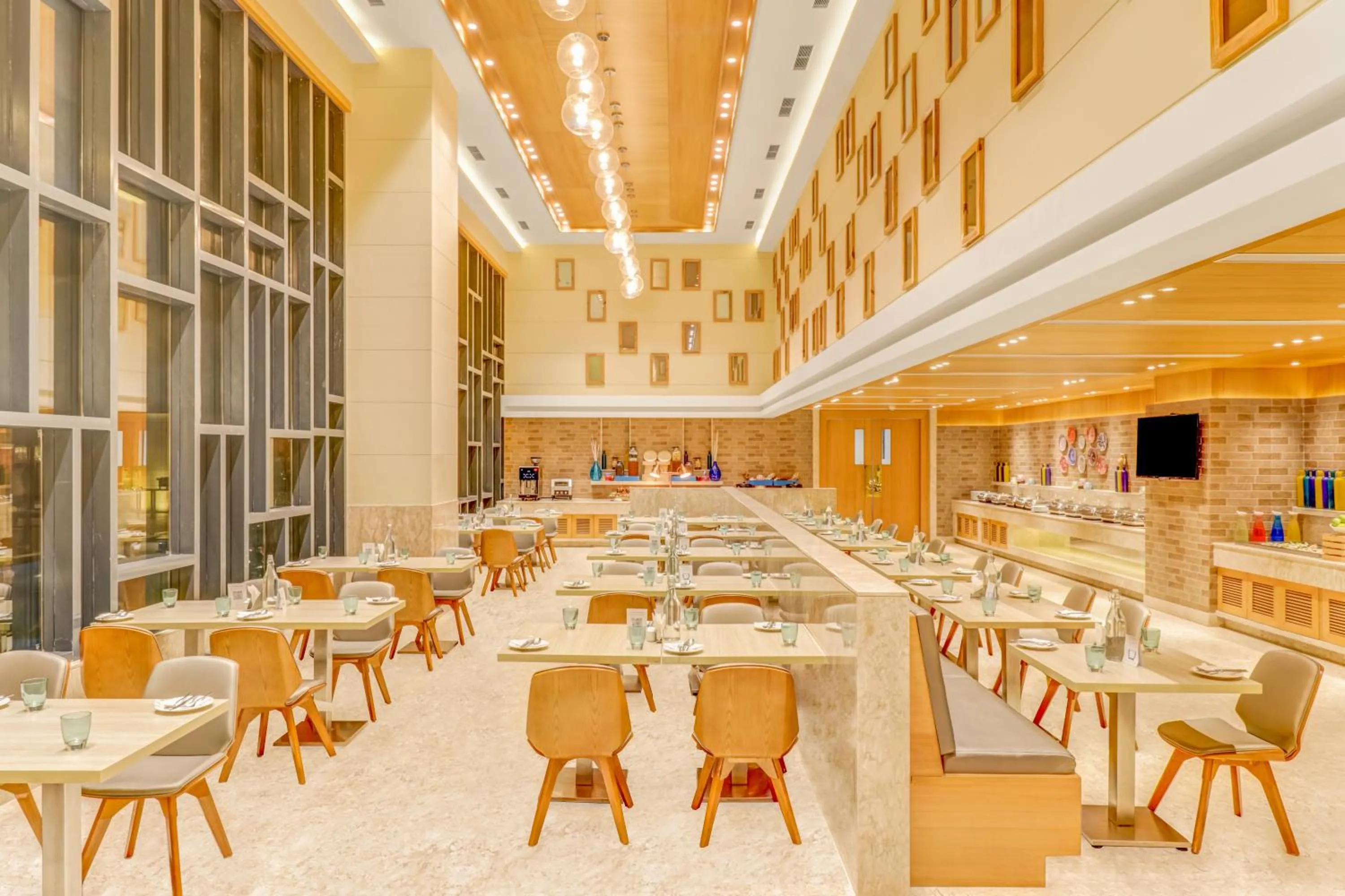 Restaurant/places to eat in Lemon Tree Premier, Bhubaneswar