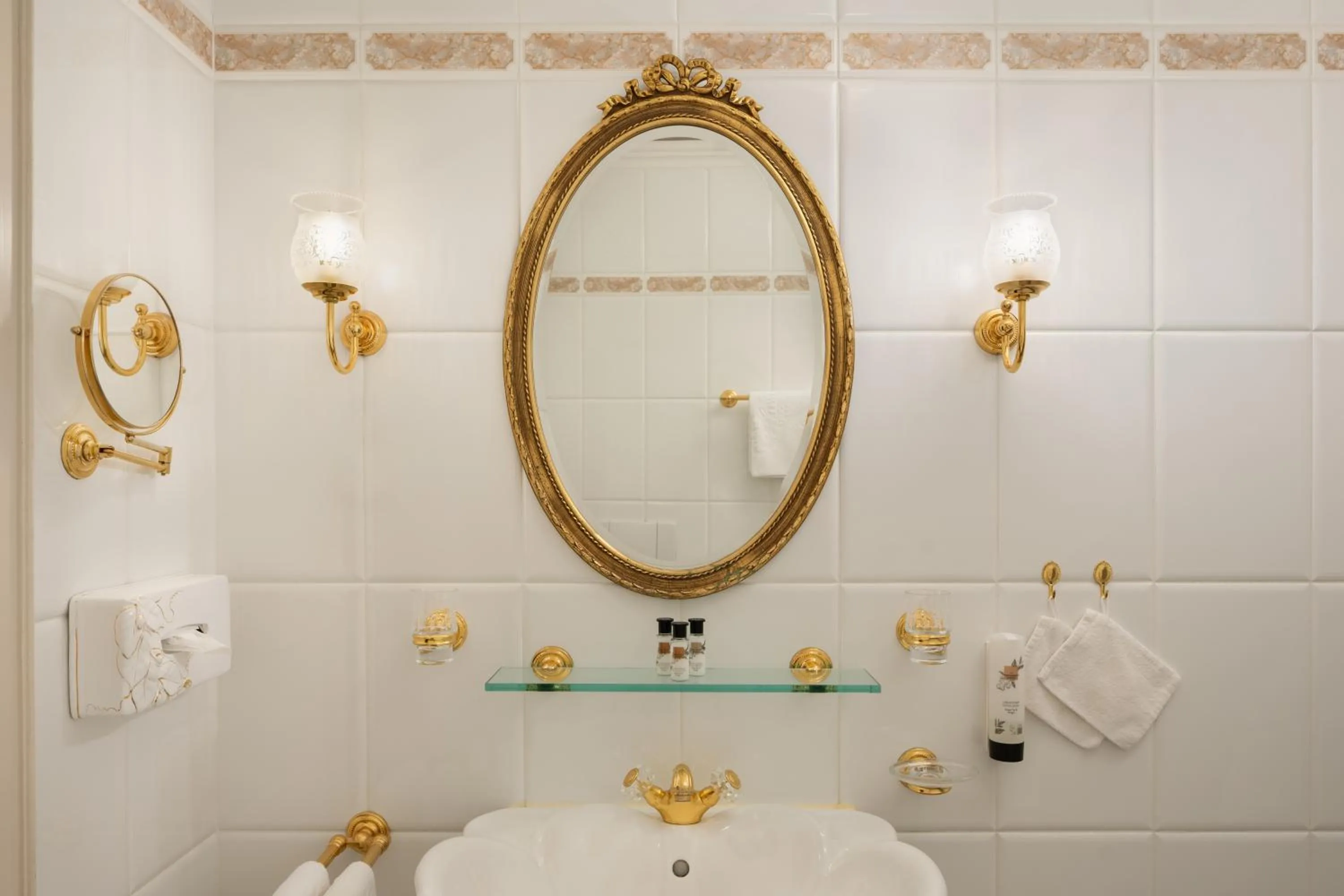 Bathroom in Hotel Schloss Dürnstein