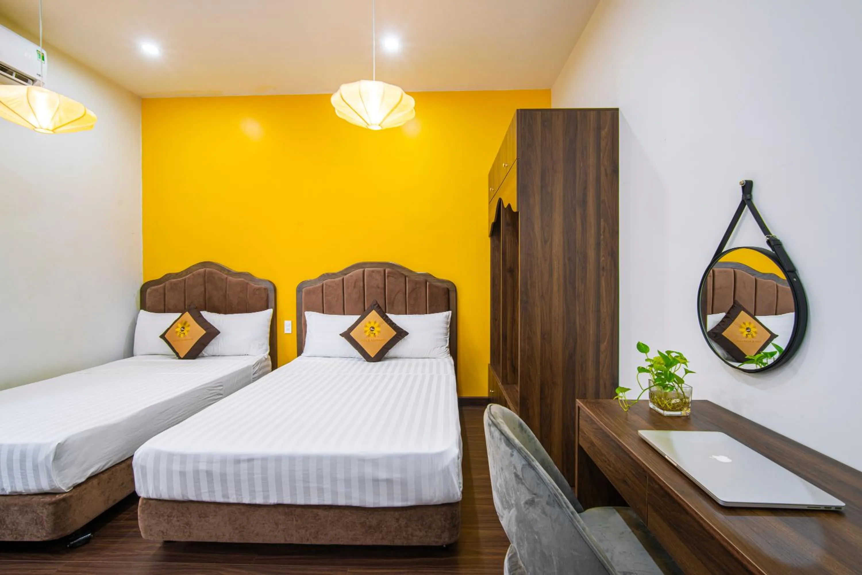 Bedroom, Bed in Sun City Hotel Da Nang