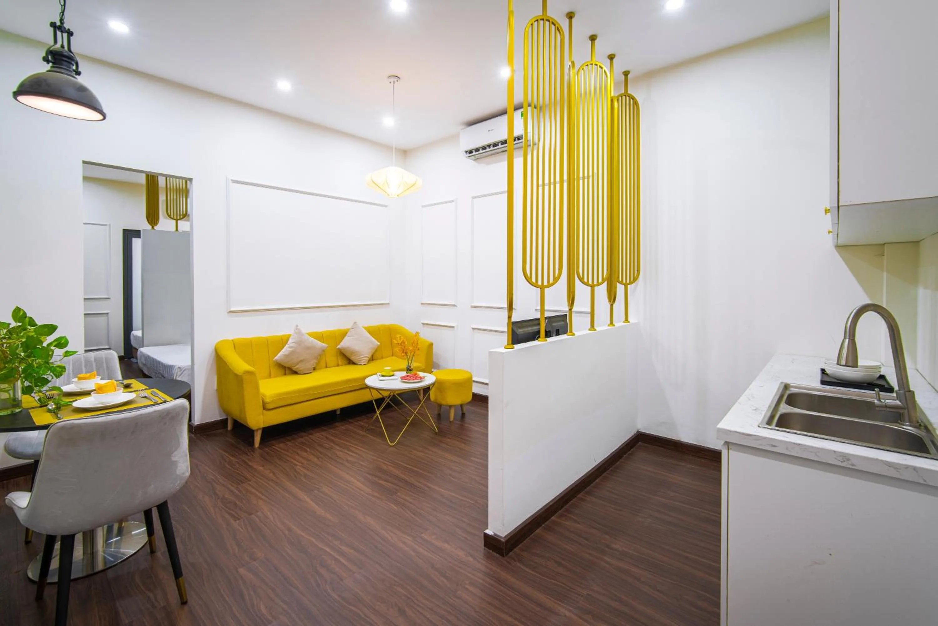 Kitchen or kitchenette in Sun City Hotel Da Nang