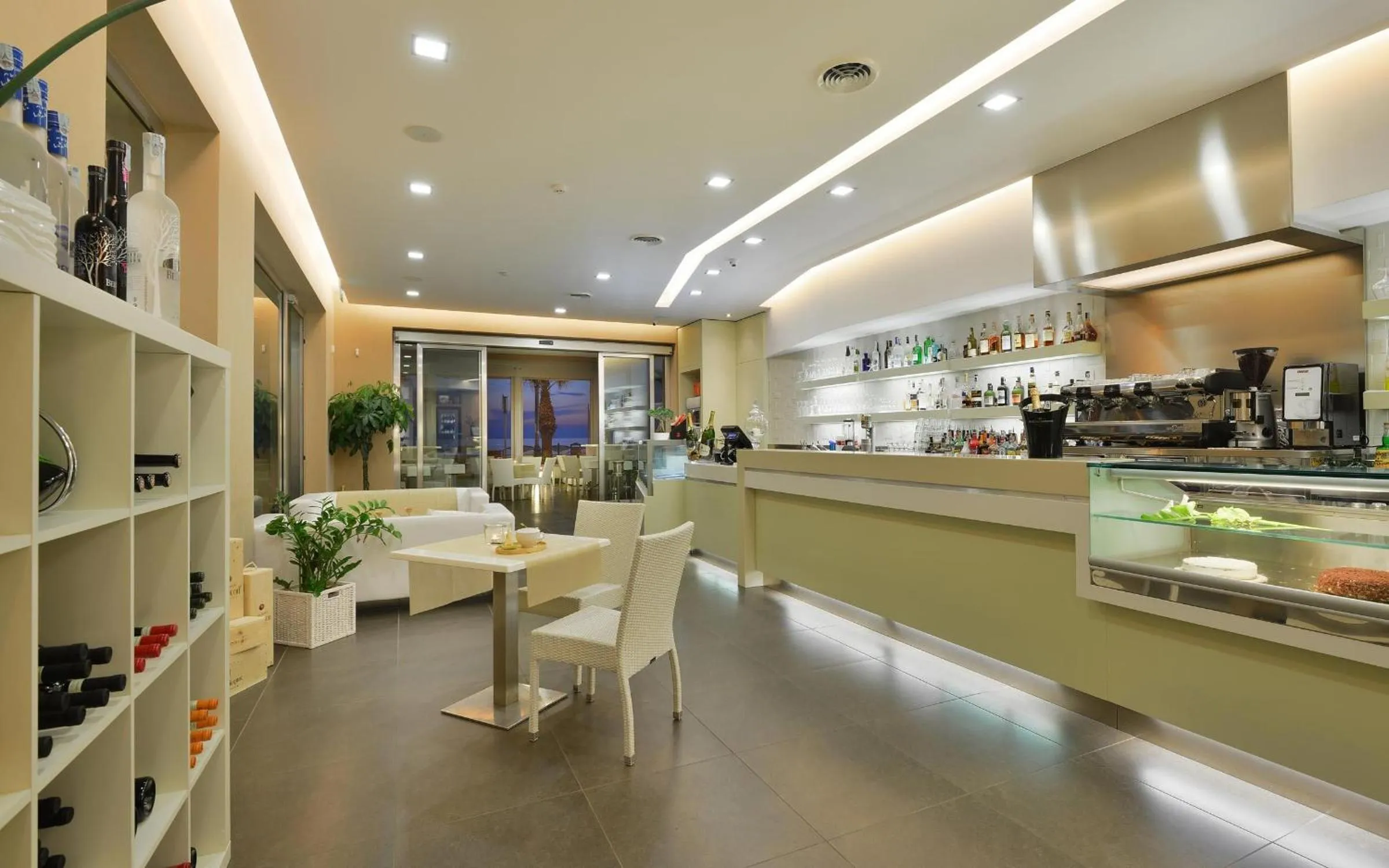 Lounge or bar in Hotel Serenella