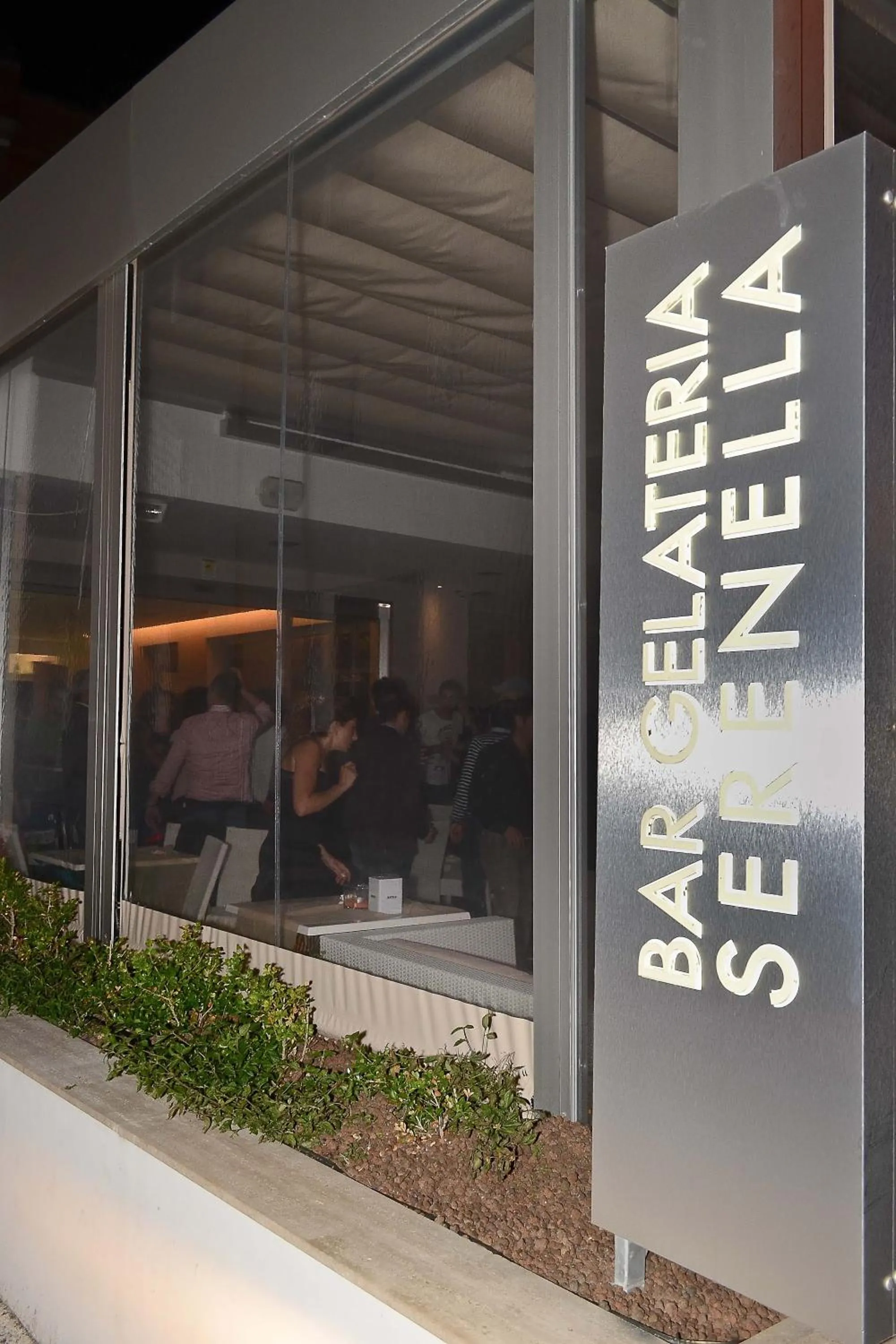 Logo/Certificate/Sign in Hotel Serenella