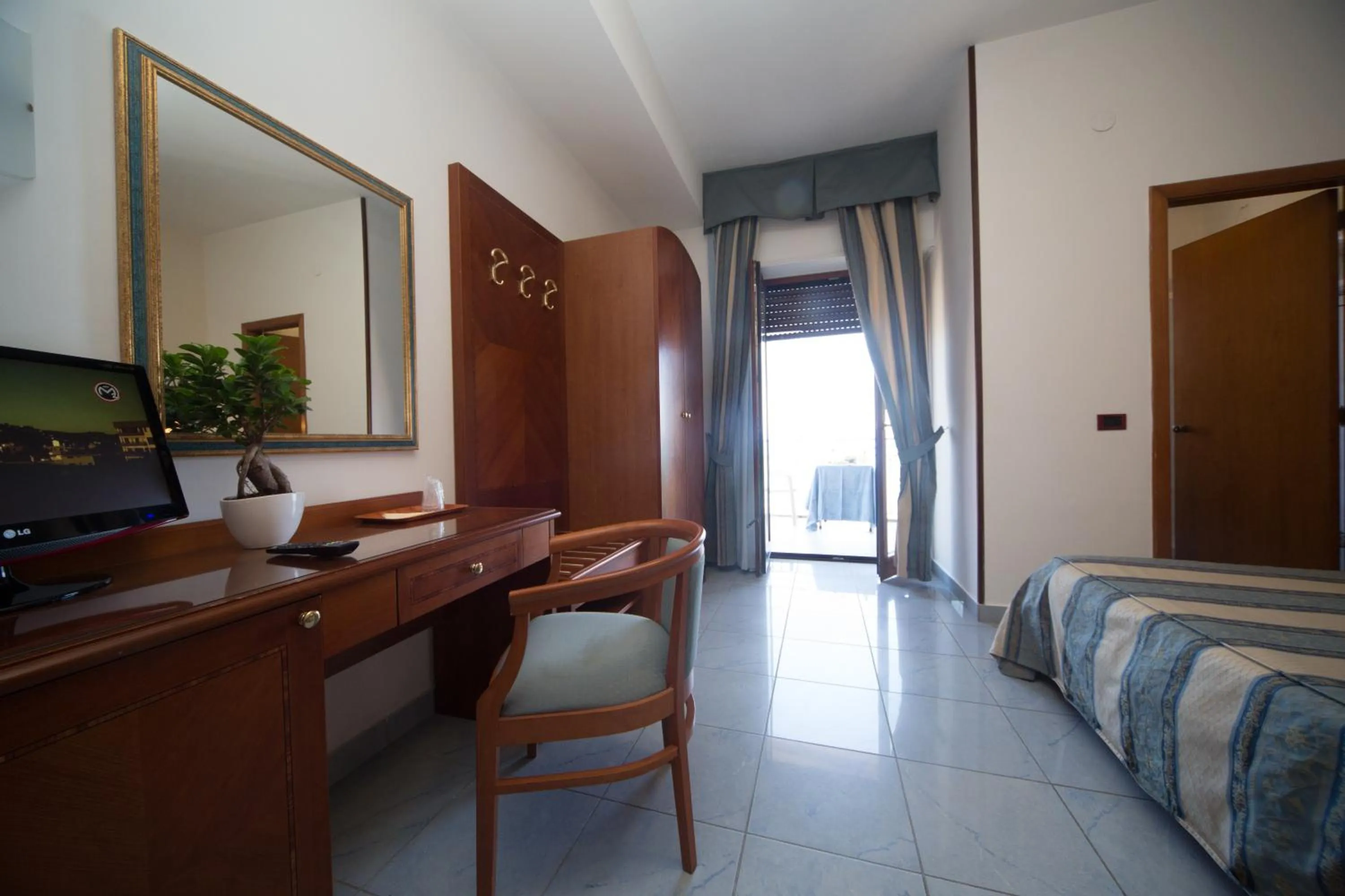 Bed in Hotel Serenella