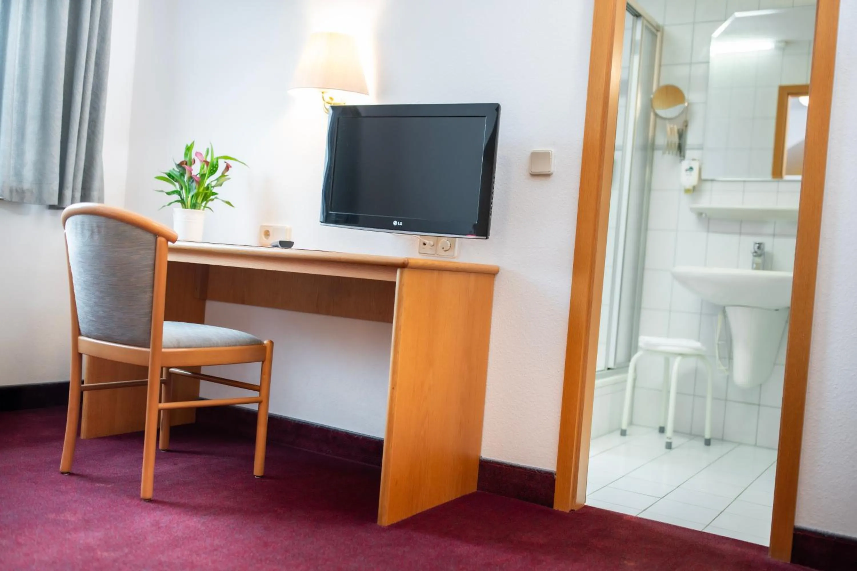 Photo of the whole room in Landhotel Plauen - Gasthof Zwoschwitz