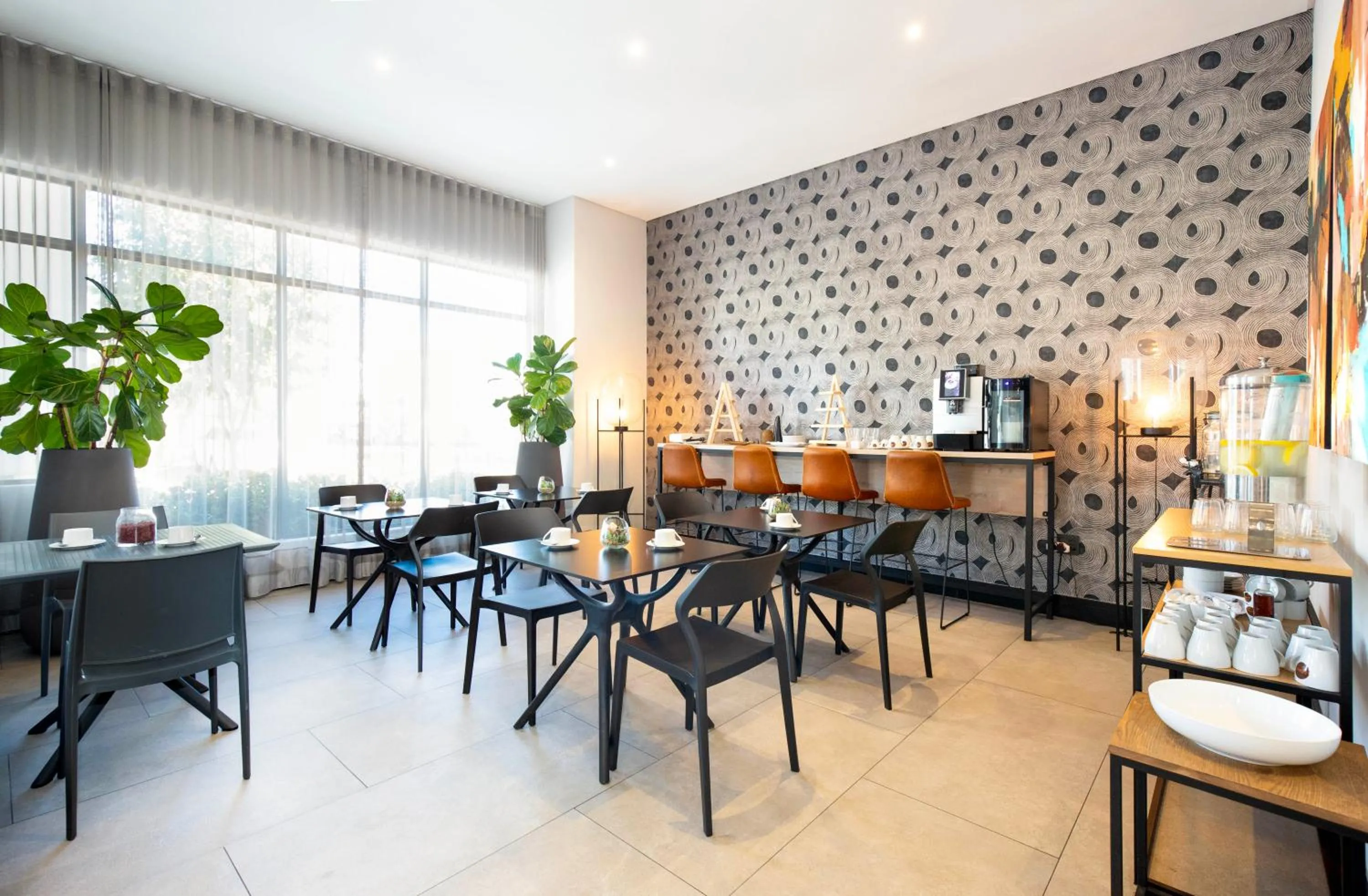 Coffee/tea facilities in Hotel Krige