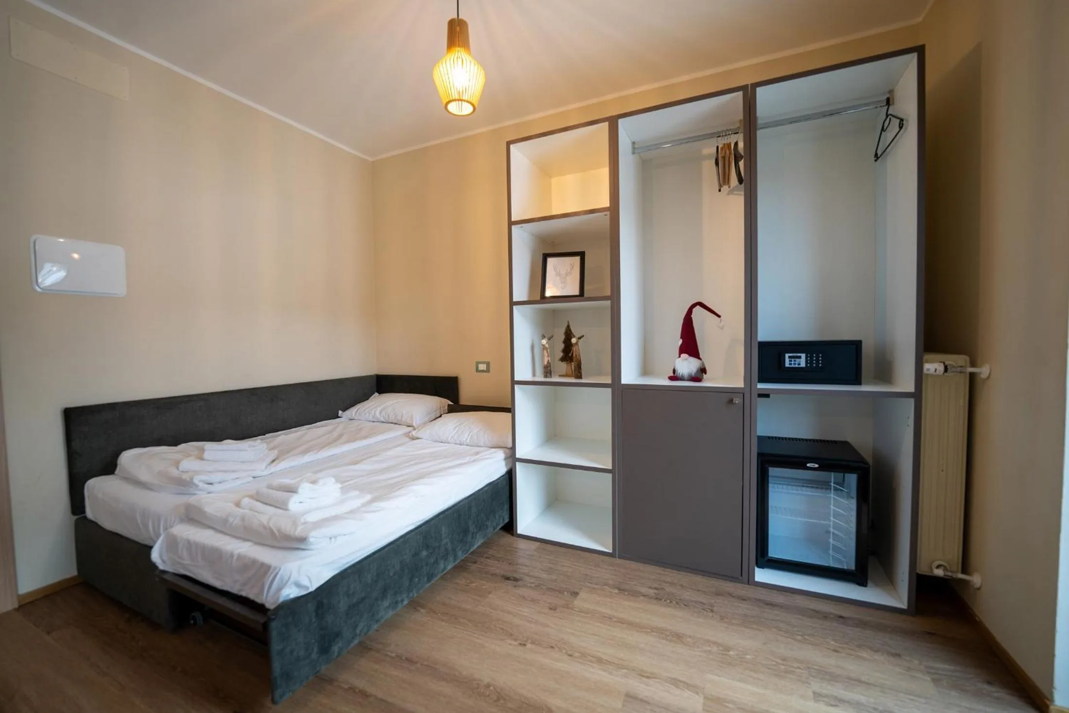 Bed in Hotel Casa Alpina