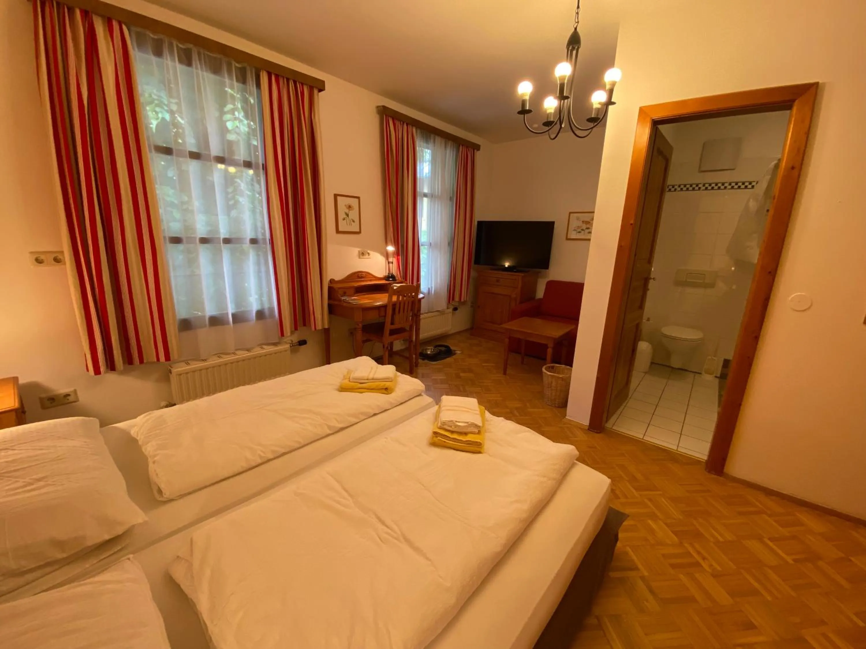 Bedroom, Bed in Steinschalerhof