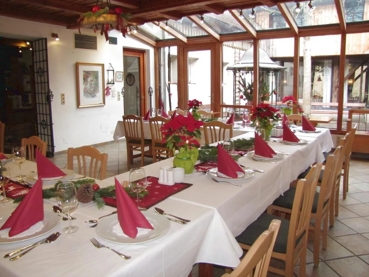 Restaurant/places to eat in Steinschalerhof