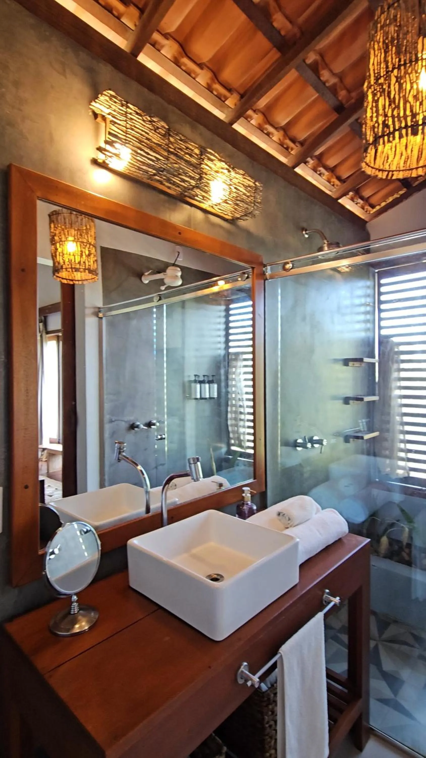 Bathroom in Vila das Águas