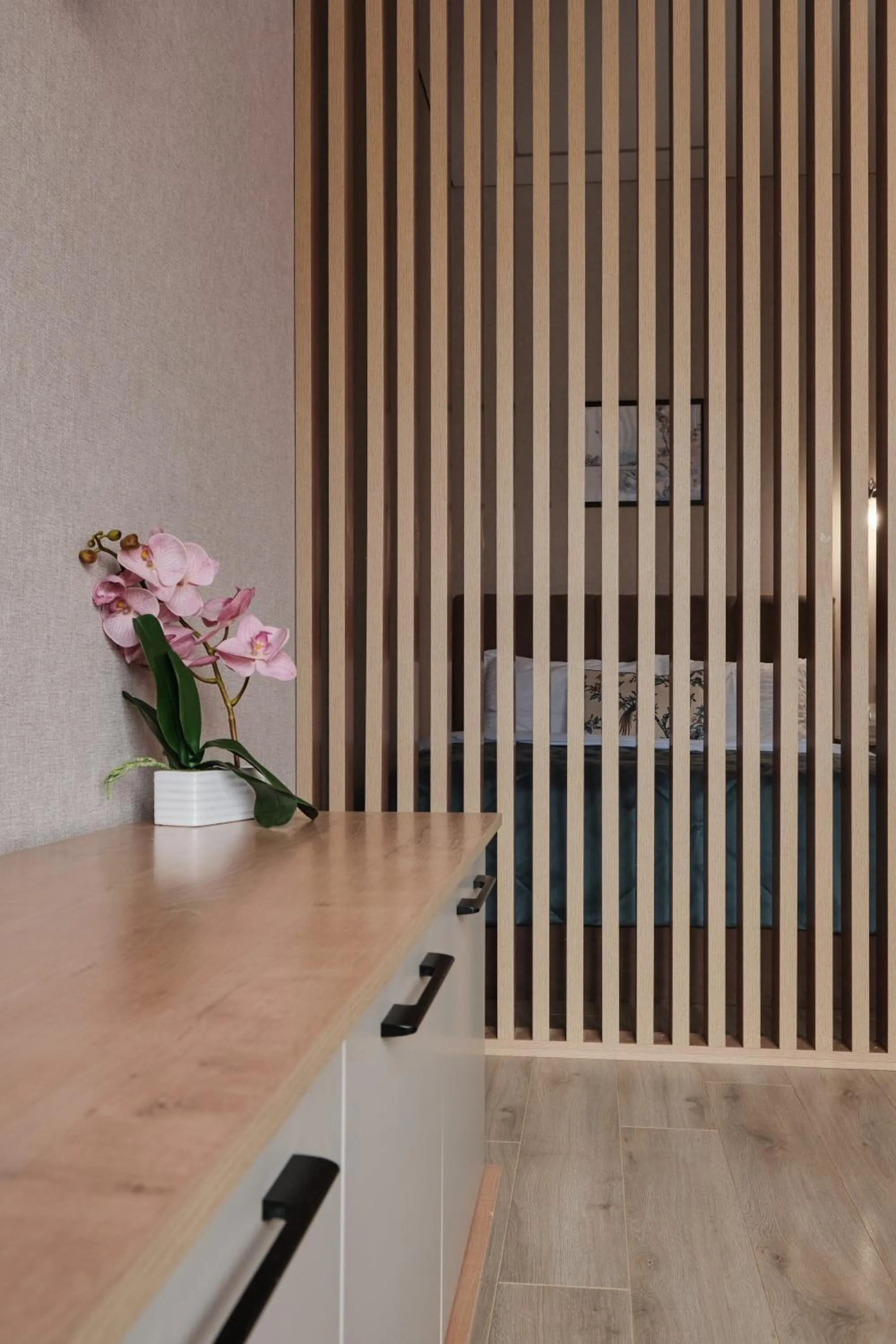 Seven City Apartments