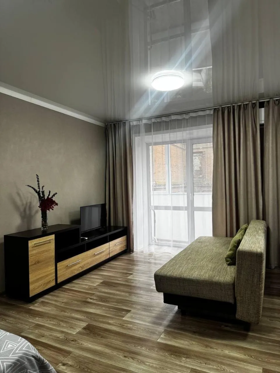 Bed in Seven City Apartments