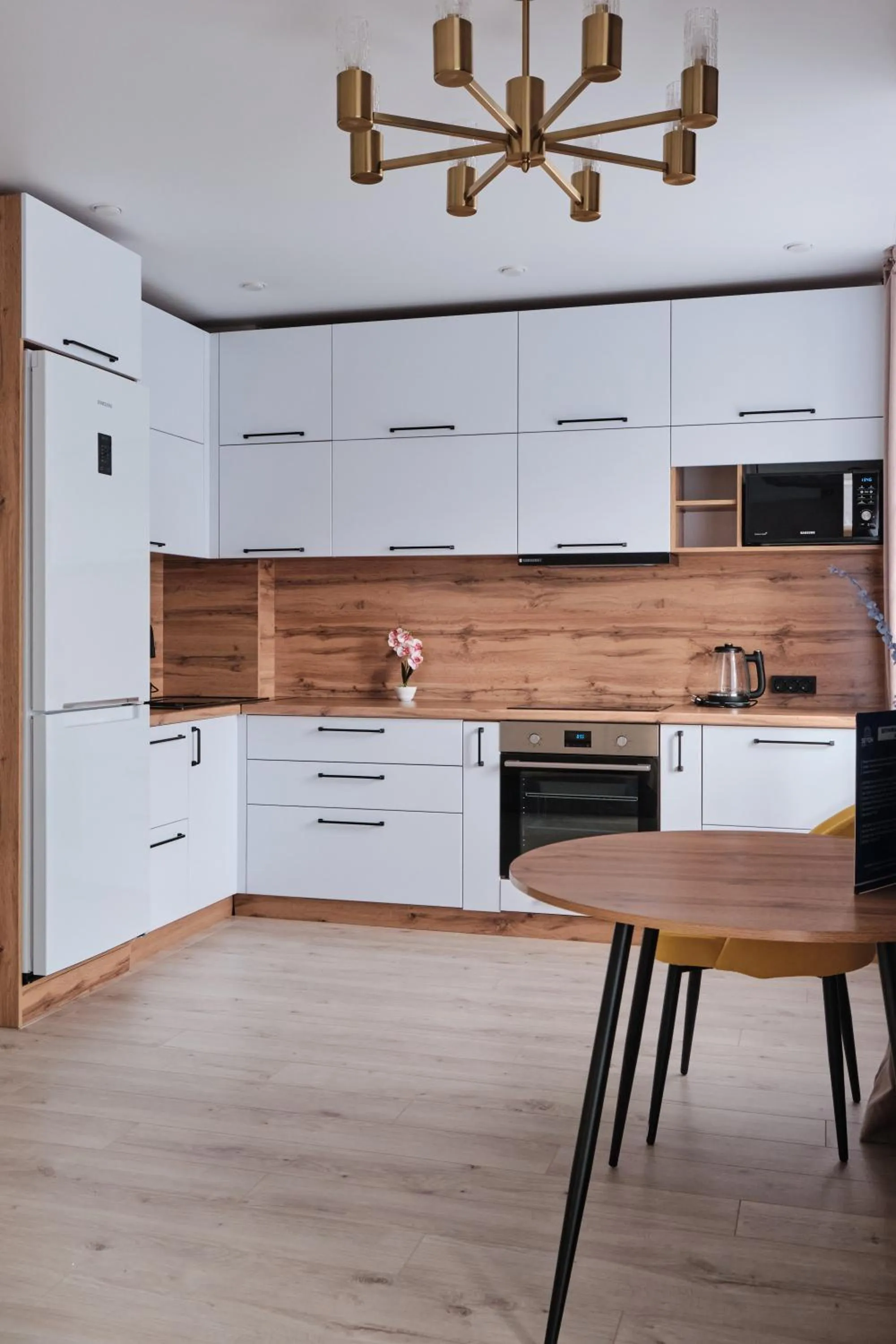 Seven City Apartments