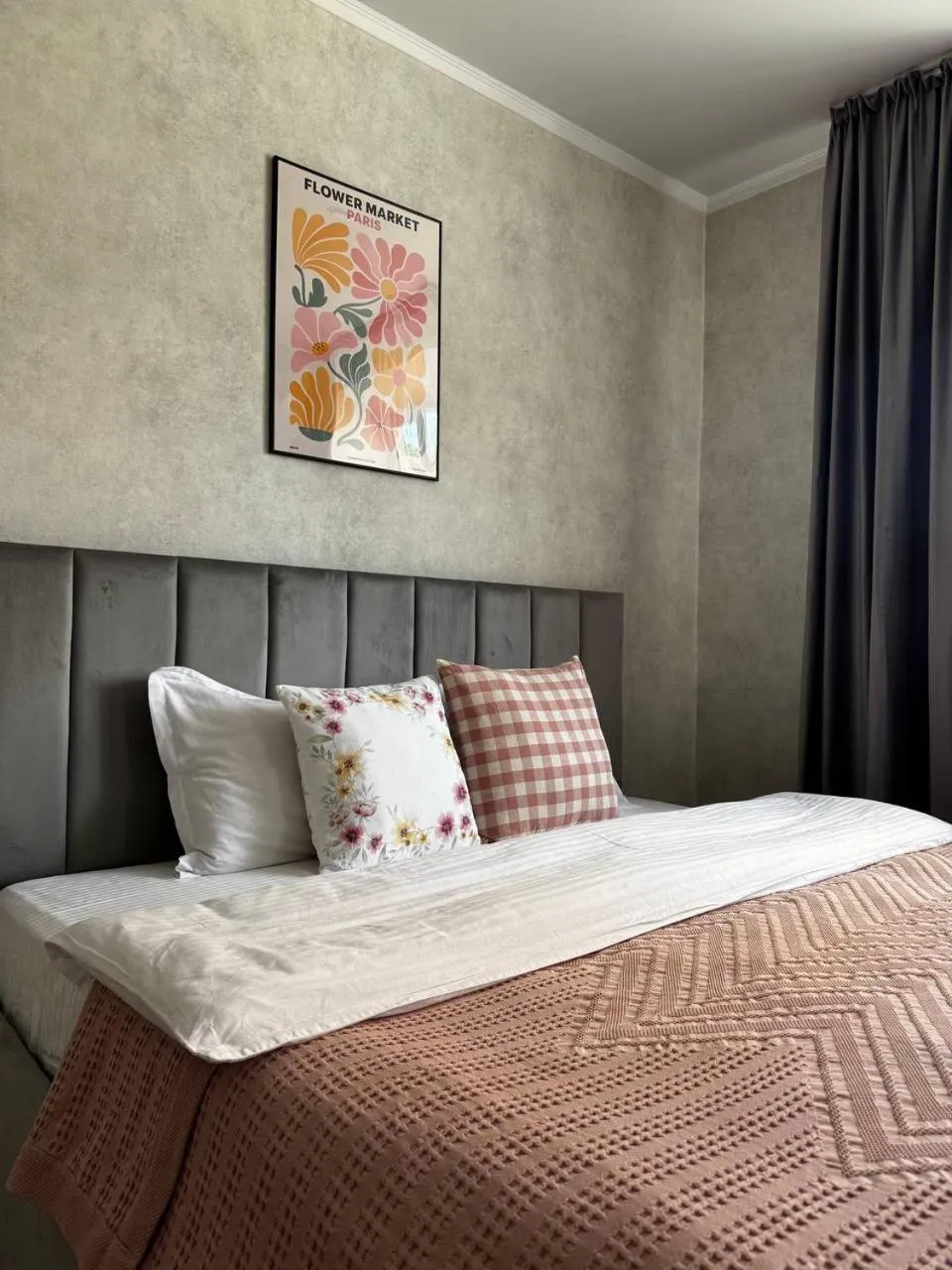 Bed in Seven City Apartments