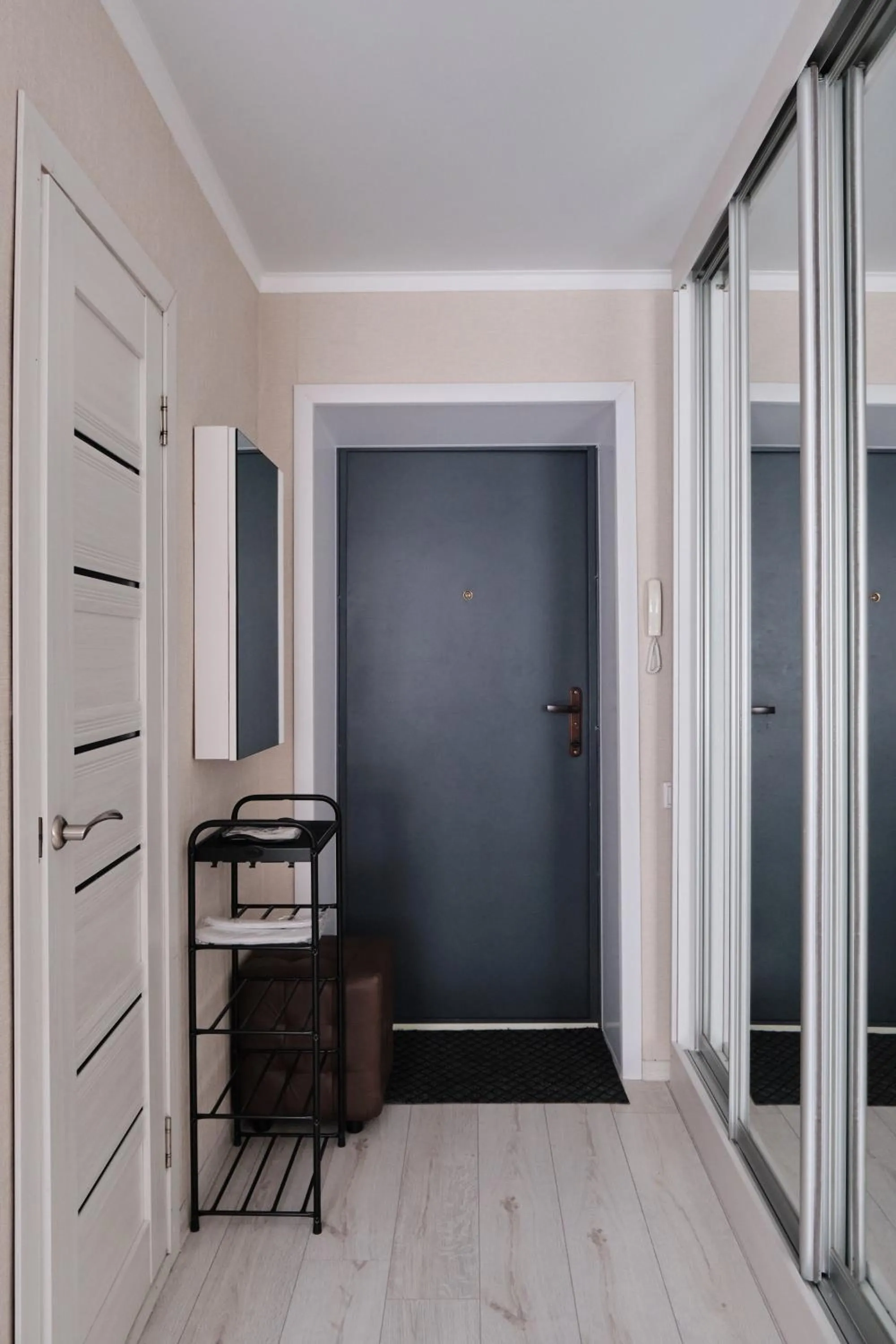 Seven City Apartments