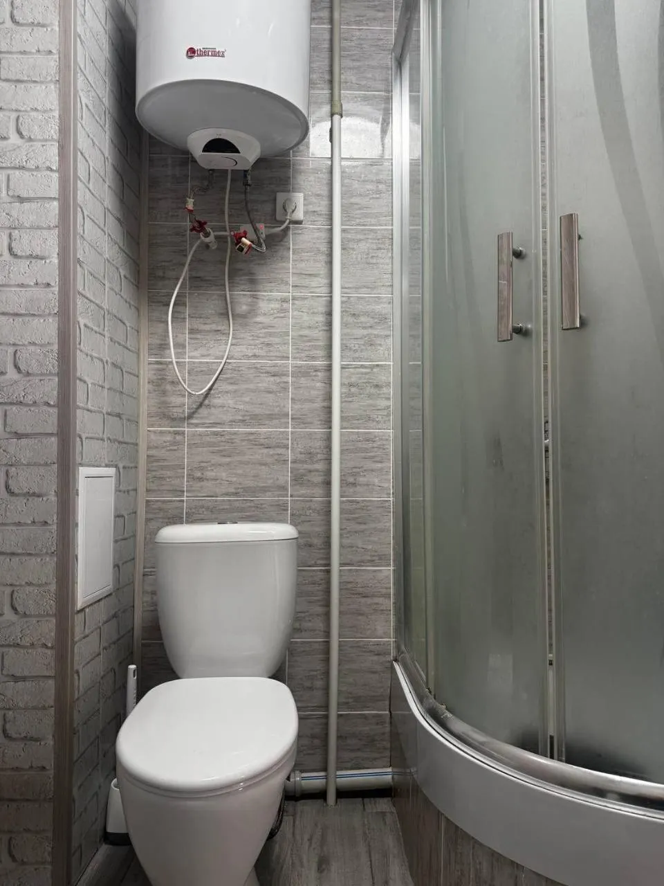 Seven City Apartments