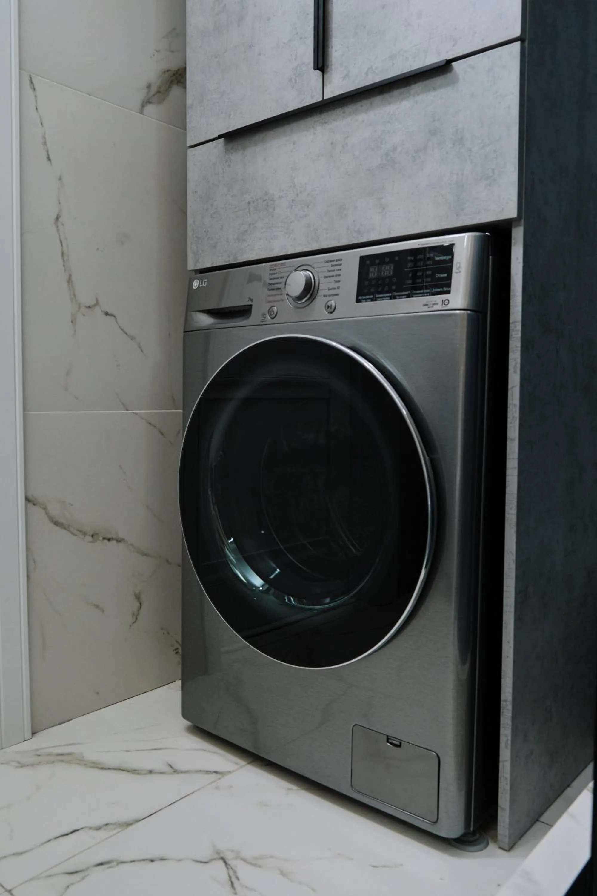 Seven City Apartments