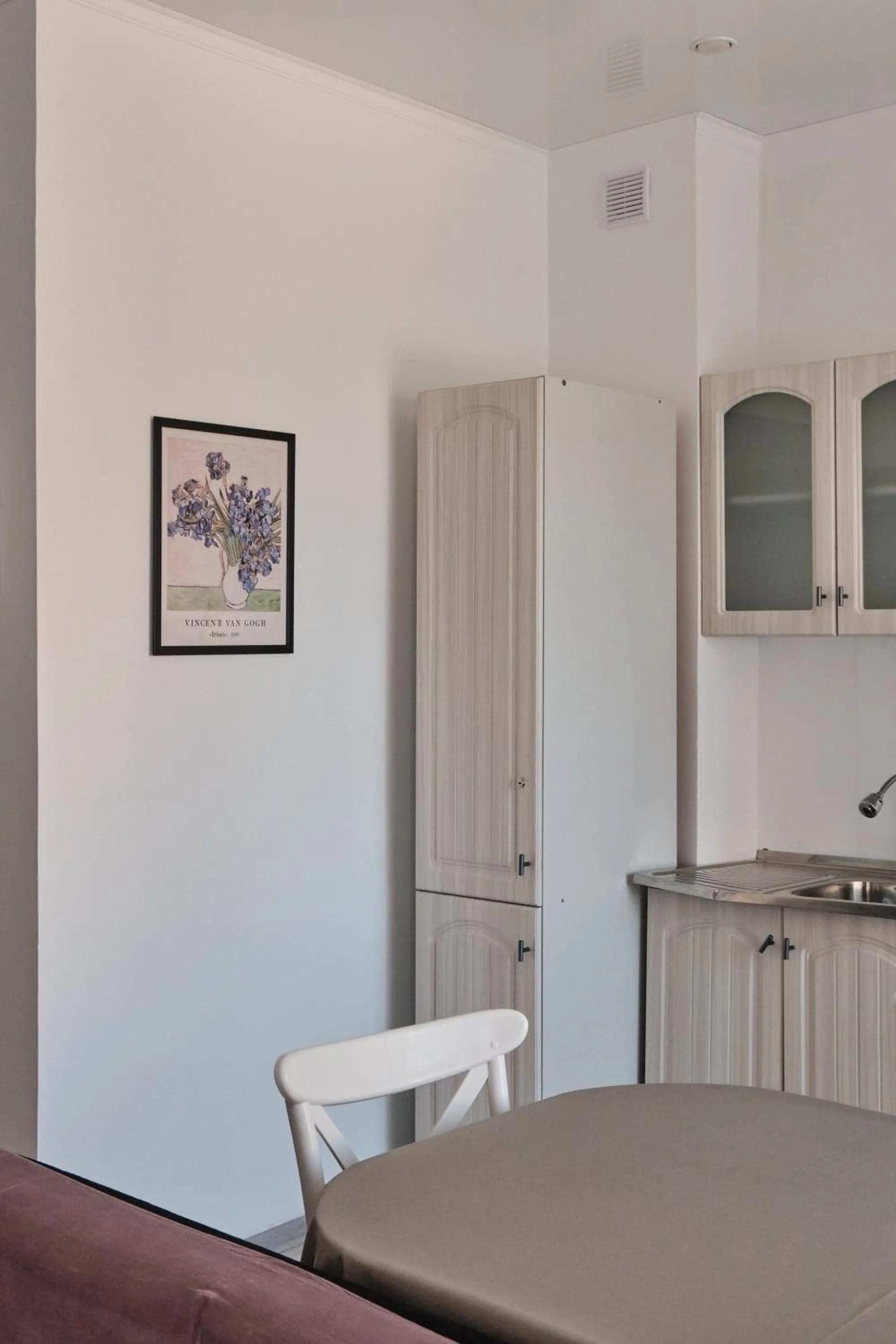 Seven City Apartments