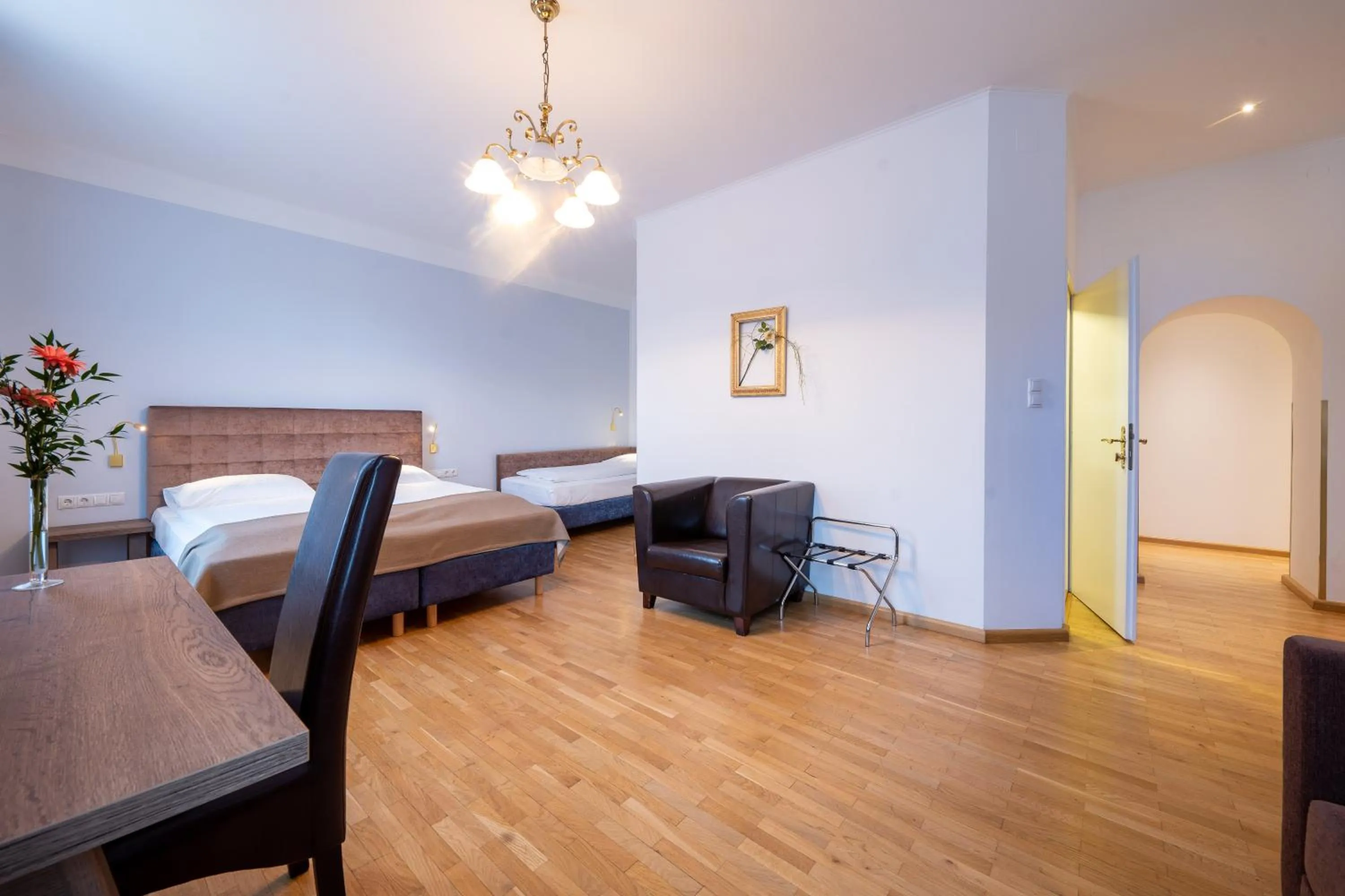 Bed in Hotel Unter den Linden