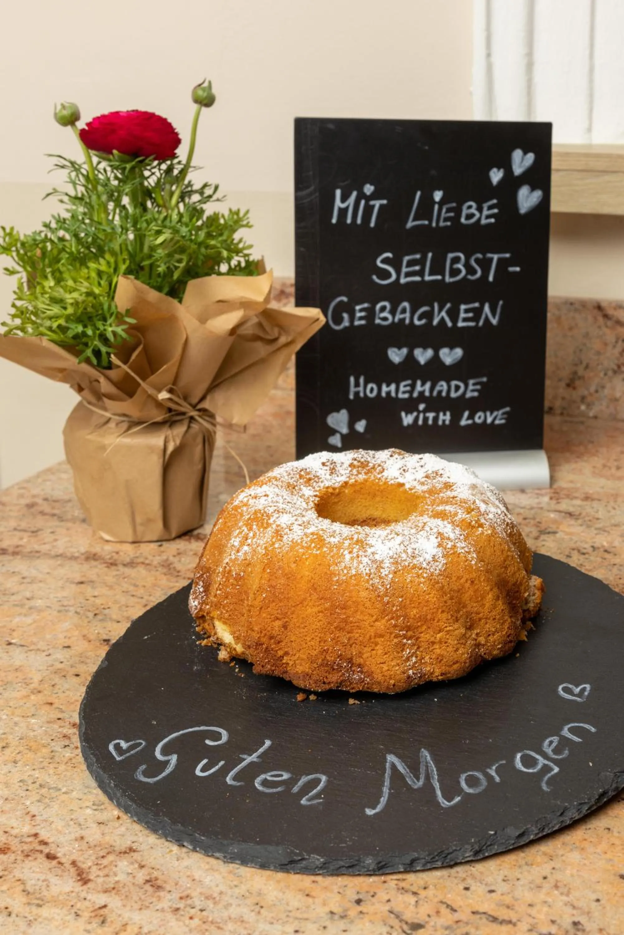 Breakfast in Hotel Unter den Linden