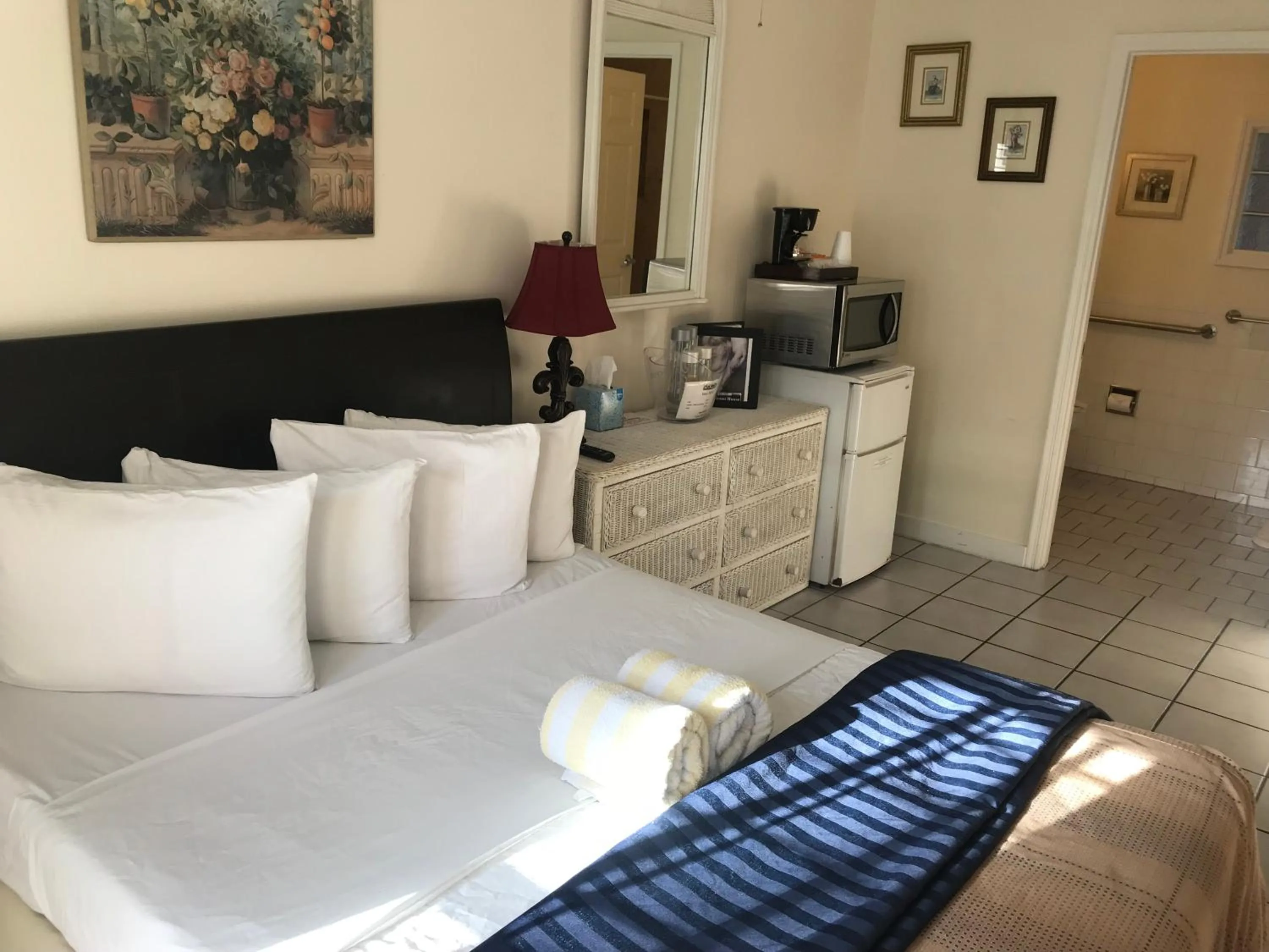 Bedroom in New Orleans House - Gay Male Adult Guesthouse