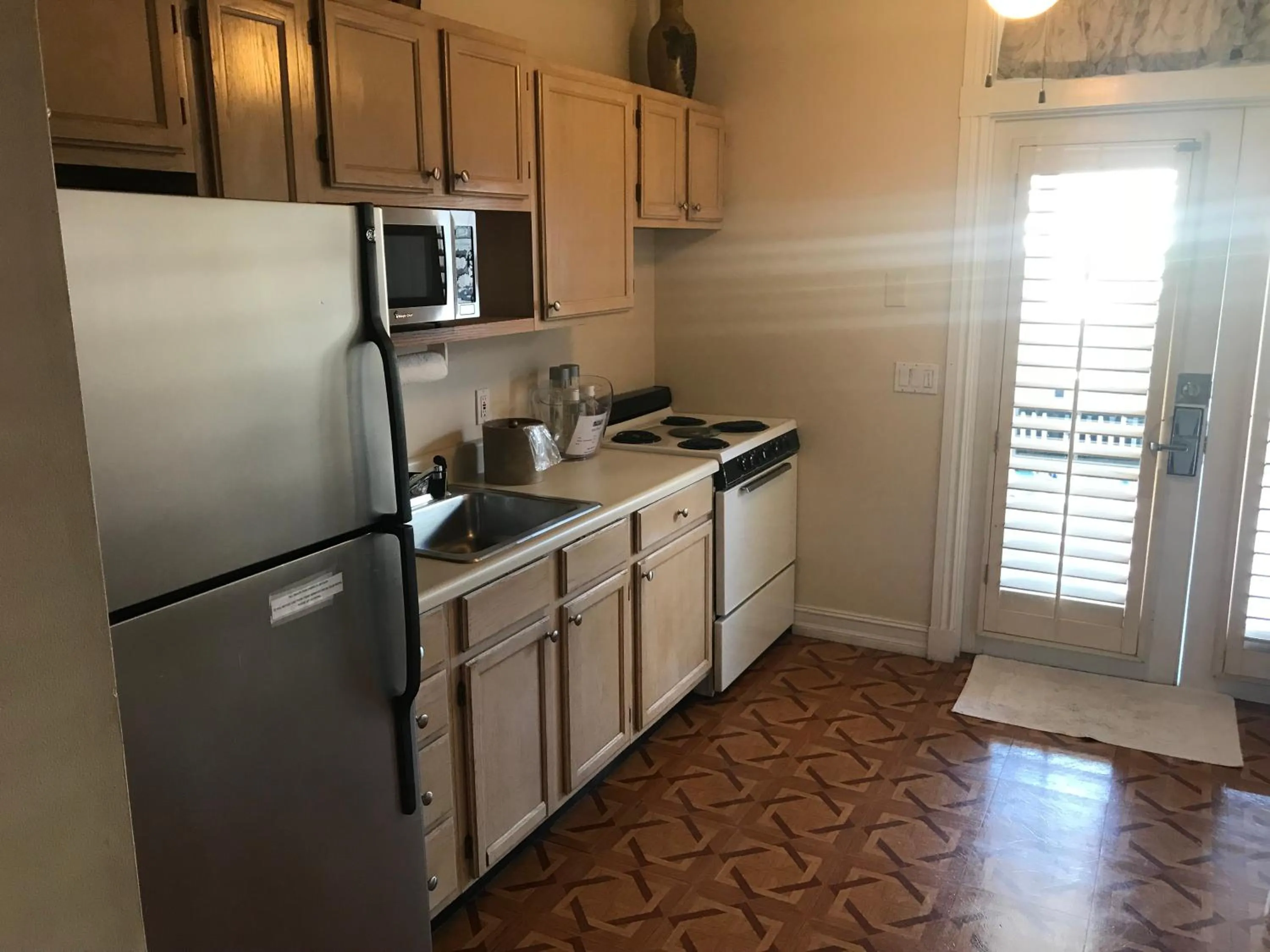 Kitchen or kitchenette in New Orleans House - Gay Male Adult Guesthouse