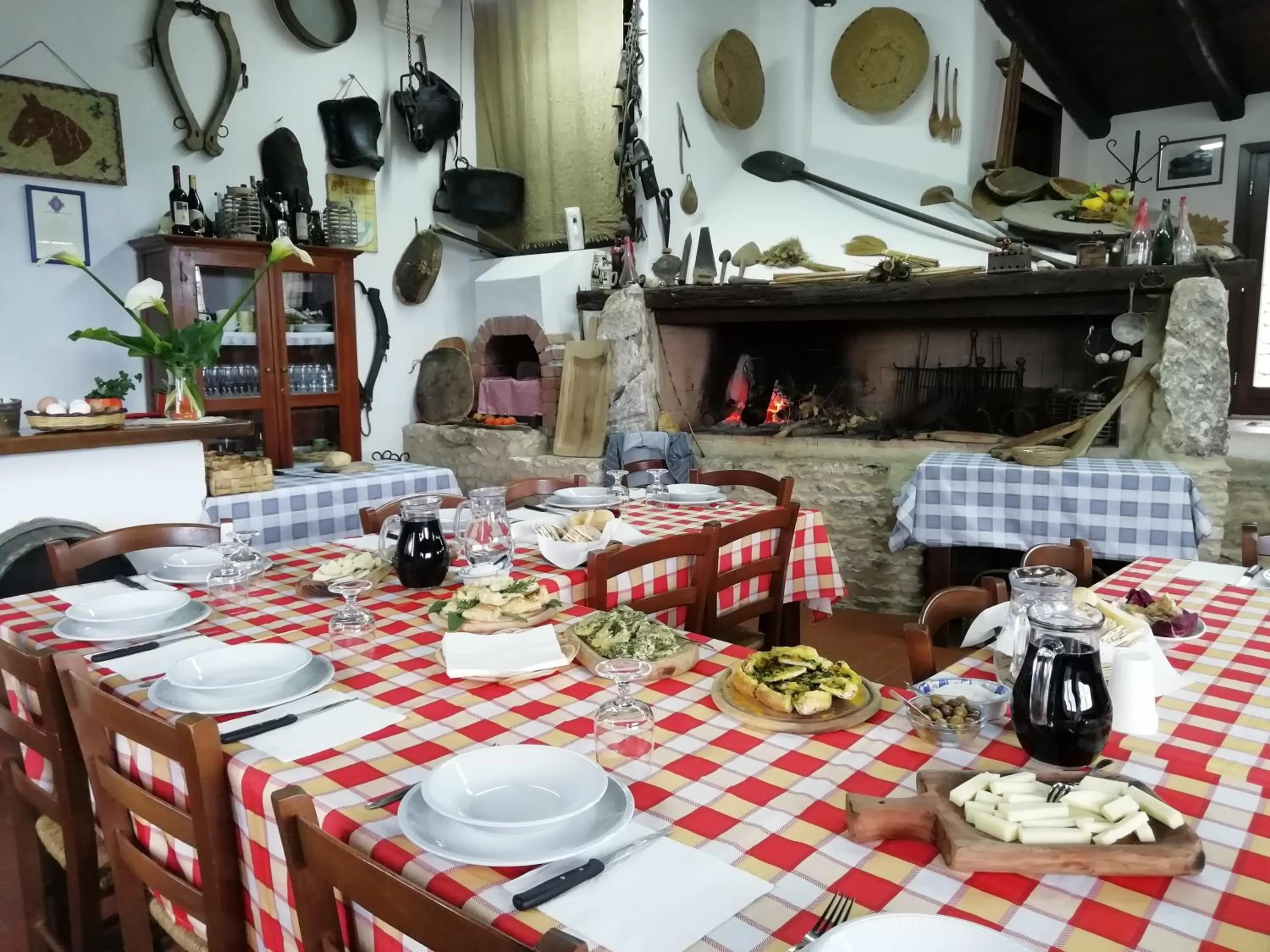 Restaurant/places to eat in B&B Badde Cubas