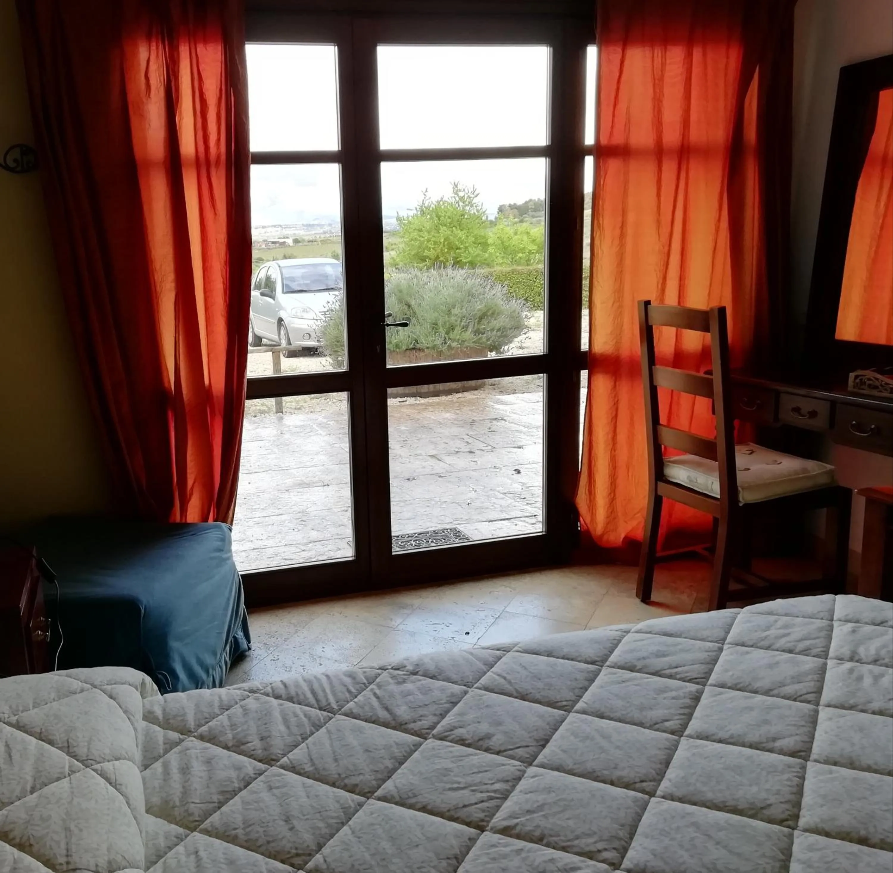 Patio, Bed in B&B Badde Cubas