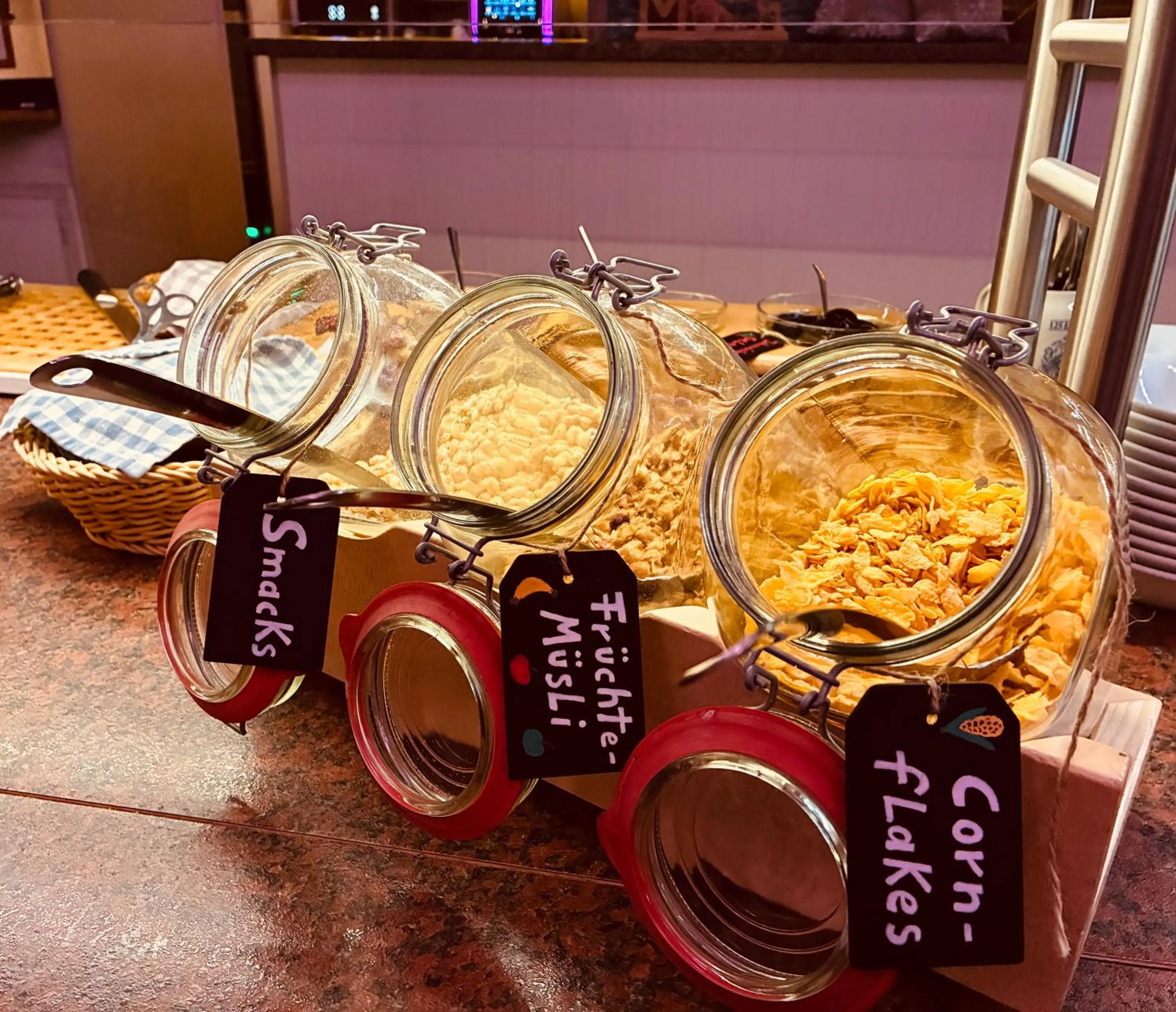 Breakfast in Strandhotel Dagebüll direkt an der Nordsee