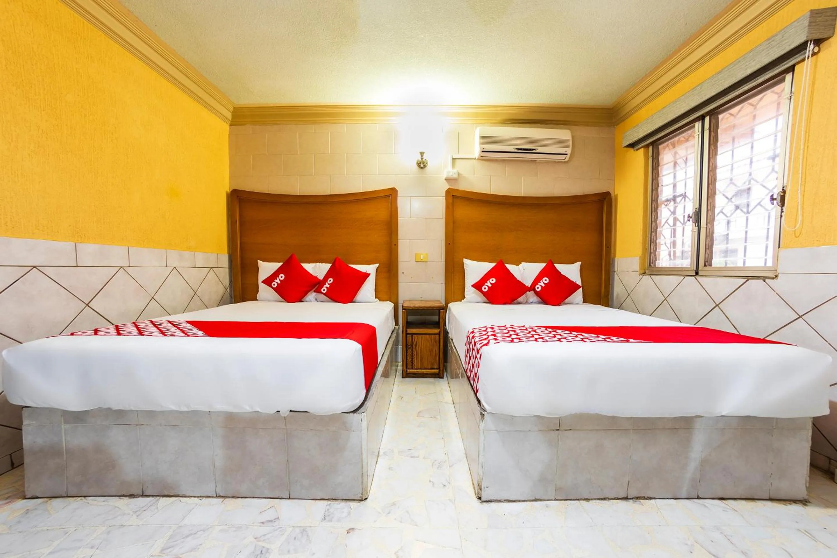 Bedroom, Bed in Hotel San Marcos