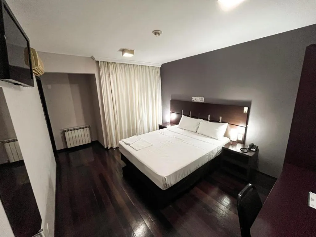 Bed in Santa Catarina Plaza Hotel